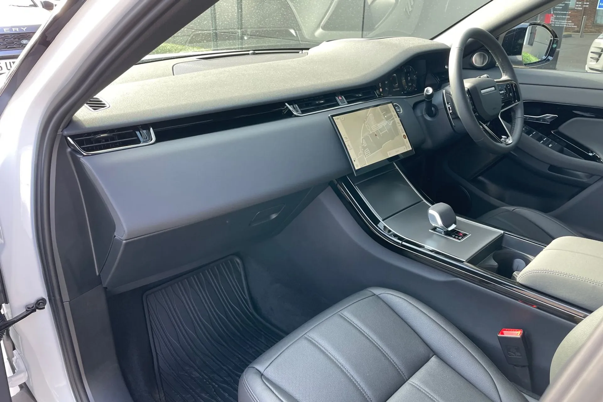 LAND ROVER RANGE ROVER EVOQUE thumbnail image number 41