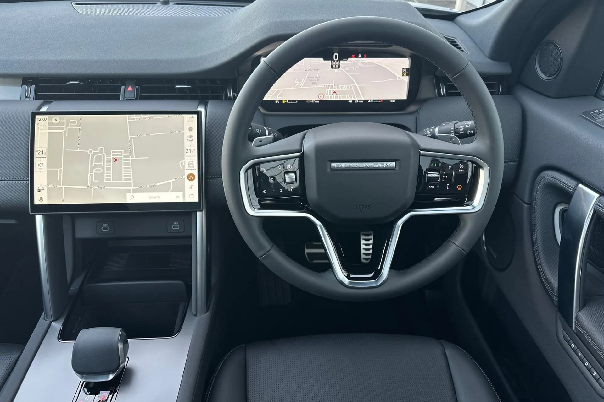 LAND ROVER DISCOVERY SPORT thumbnail image number 19