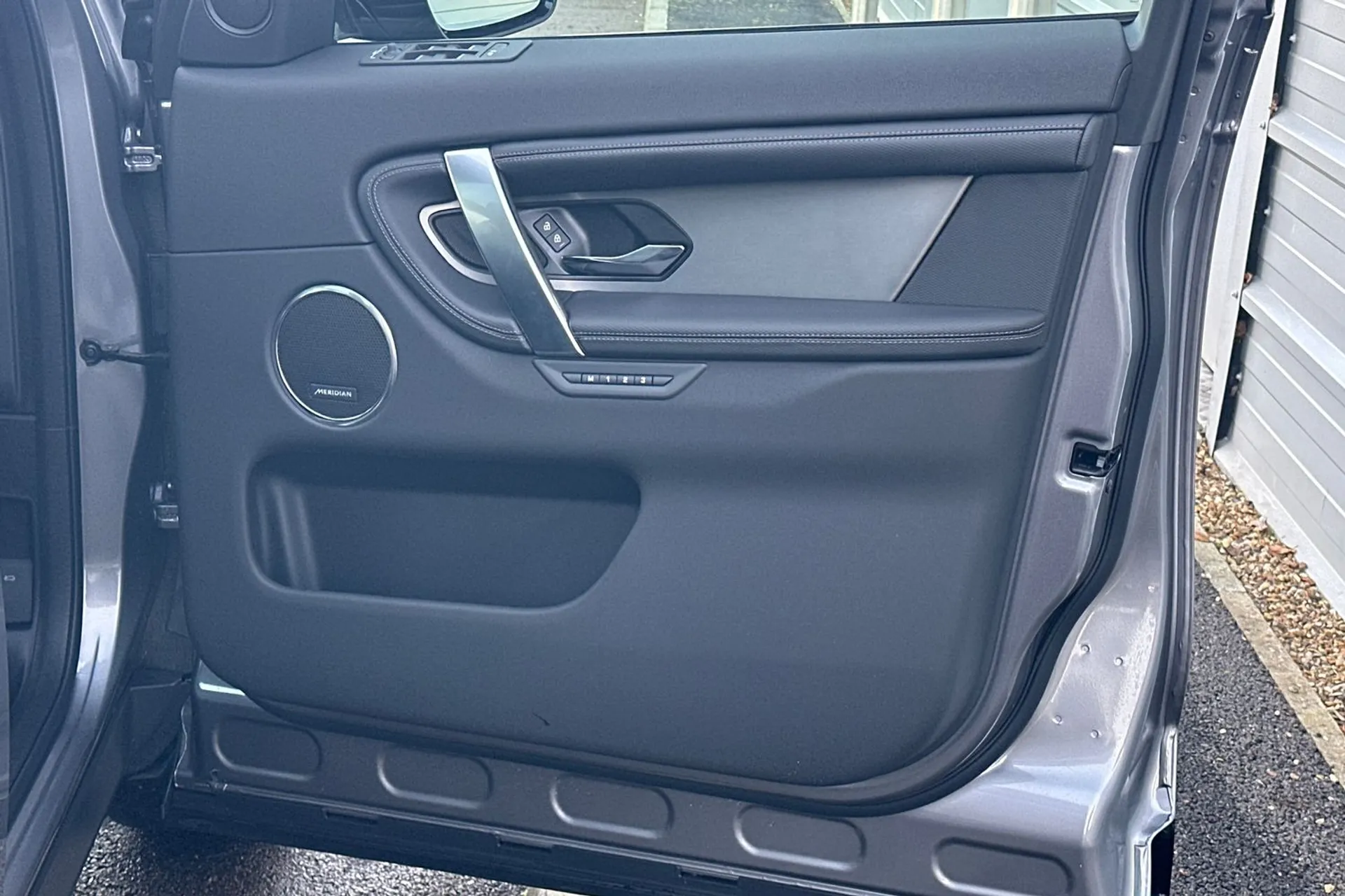 LAND ROVER DISCOVERY SPORT thumbnail image number 46