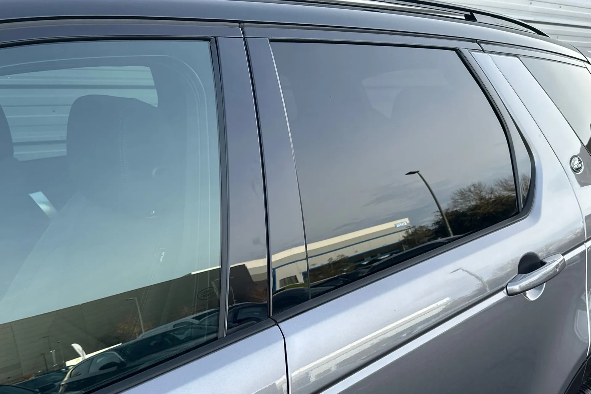 LAND ROVER DISCOVERY SPORT thumbnail image number 24