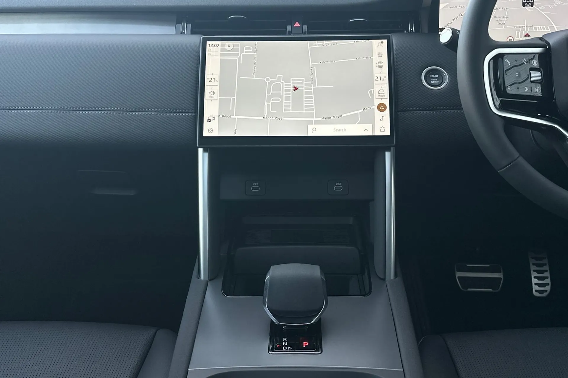 LAND ROVER DISCOVERY SPORT thumbnail image number 18