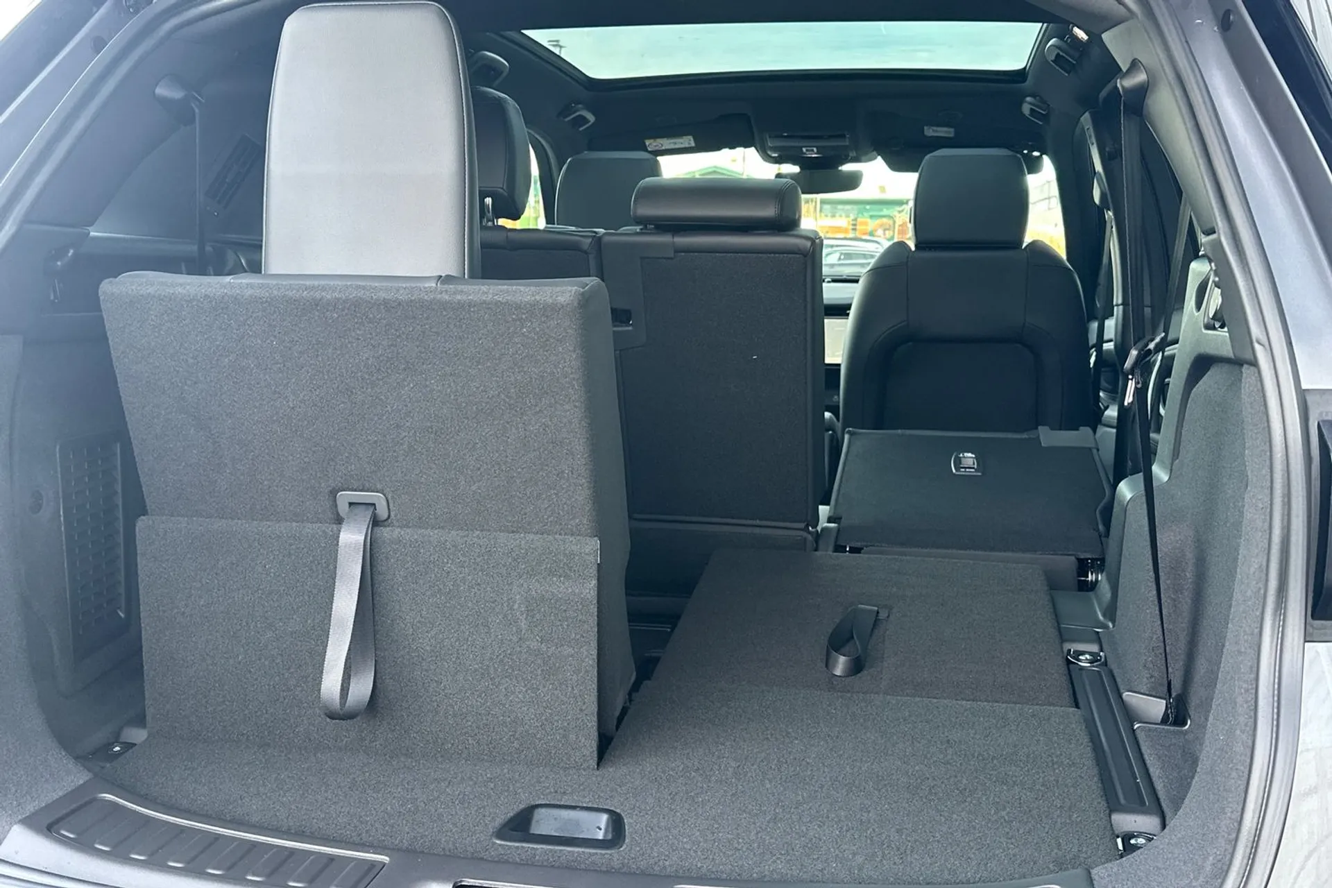 LAND ROVER DISCOVERY SPORT thumbnail image number 30