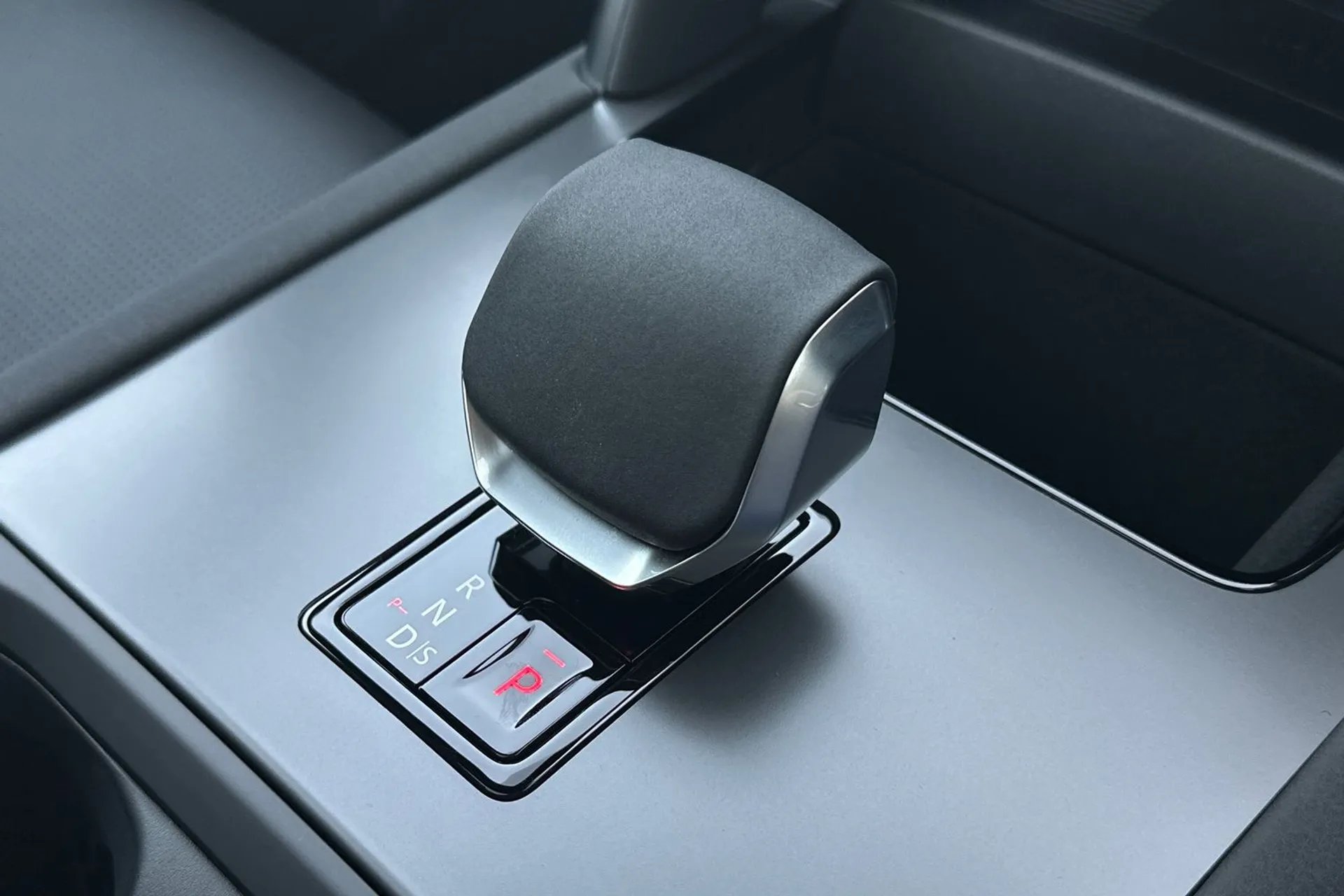 LAND ROVER DISCOVERY SPORT thumbnail image number 49