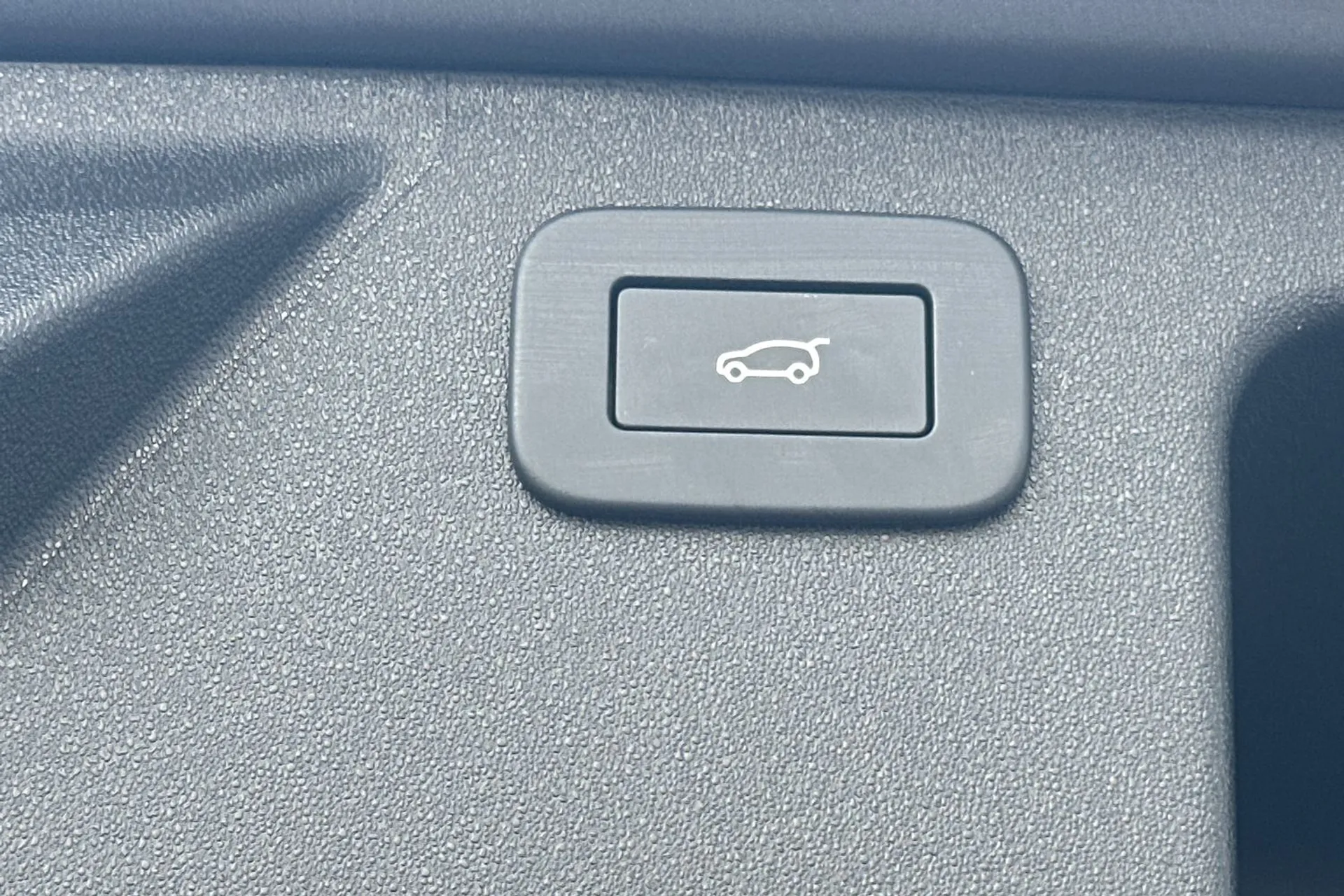 LAND ROVER DISCOVERY SPORT thumbnail image number 31