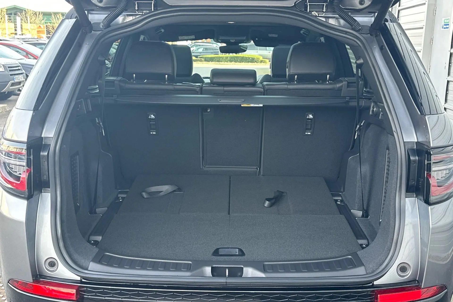 LAND ROVER DISCOVERY SPORT thumbnail image number 28