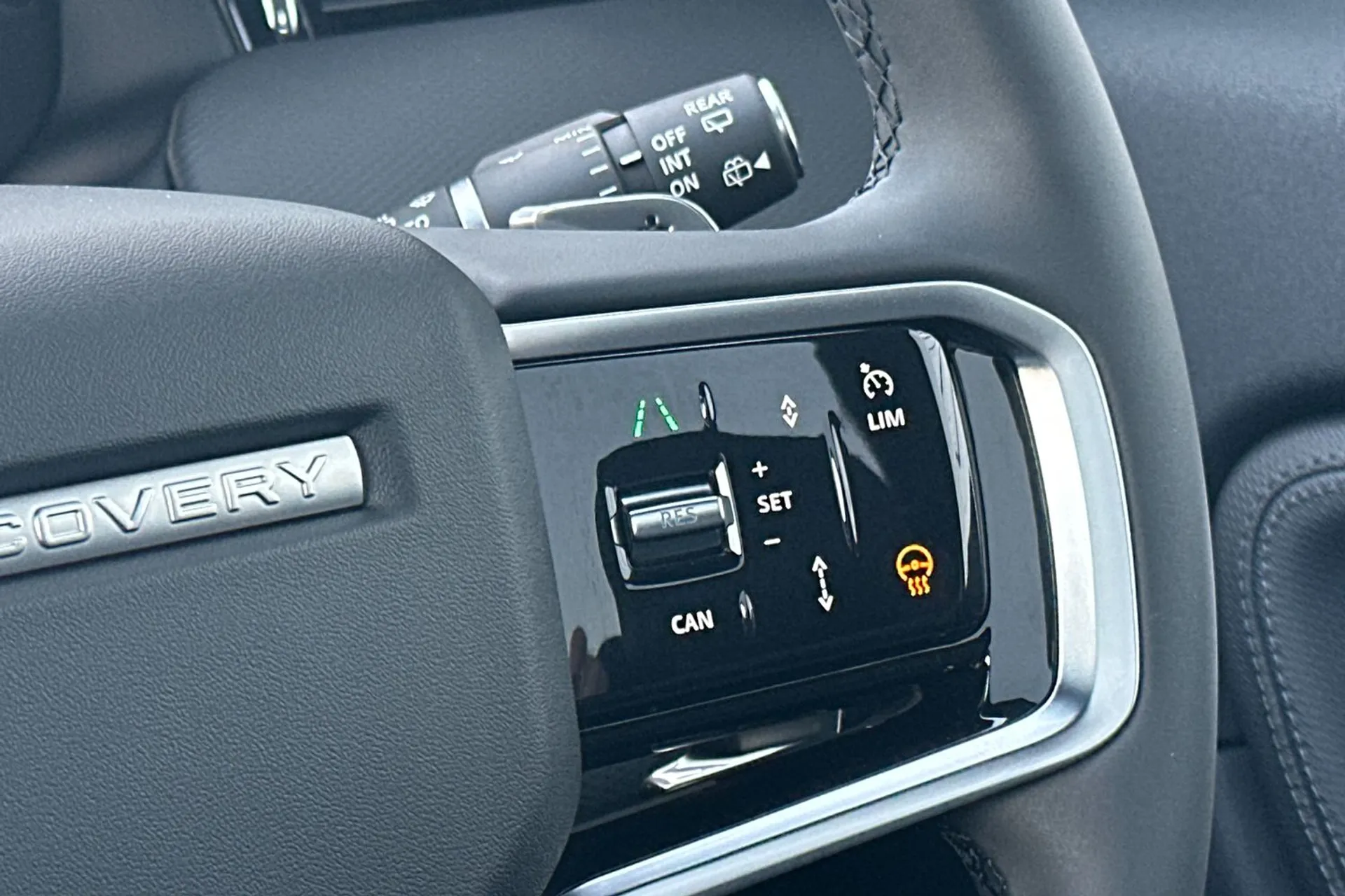 LAND ROVER DISCOVERY SPORT thumbnail image number 44