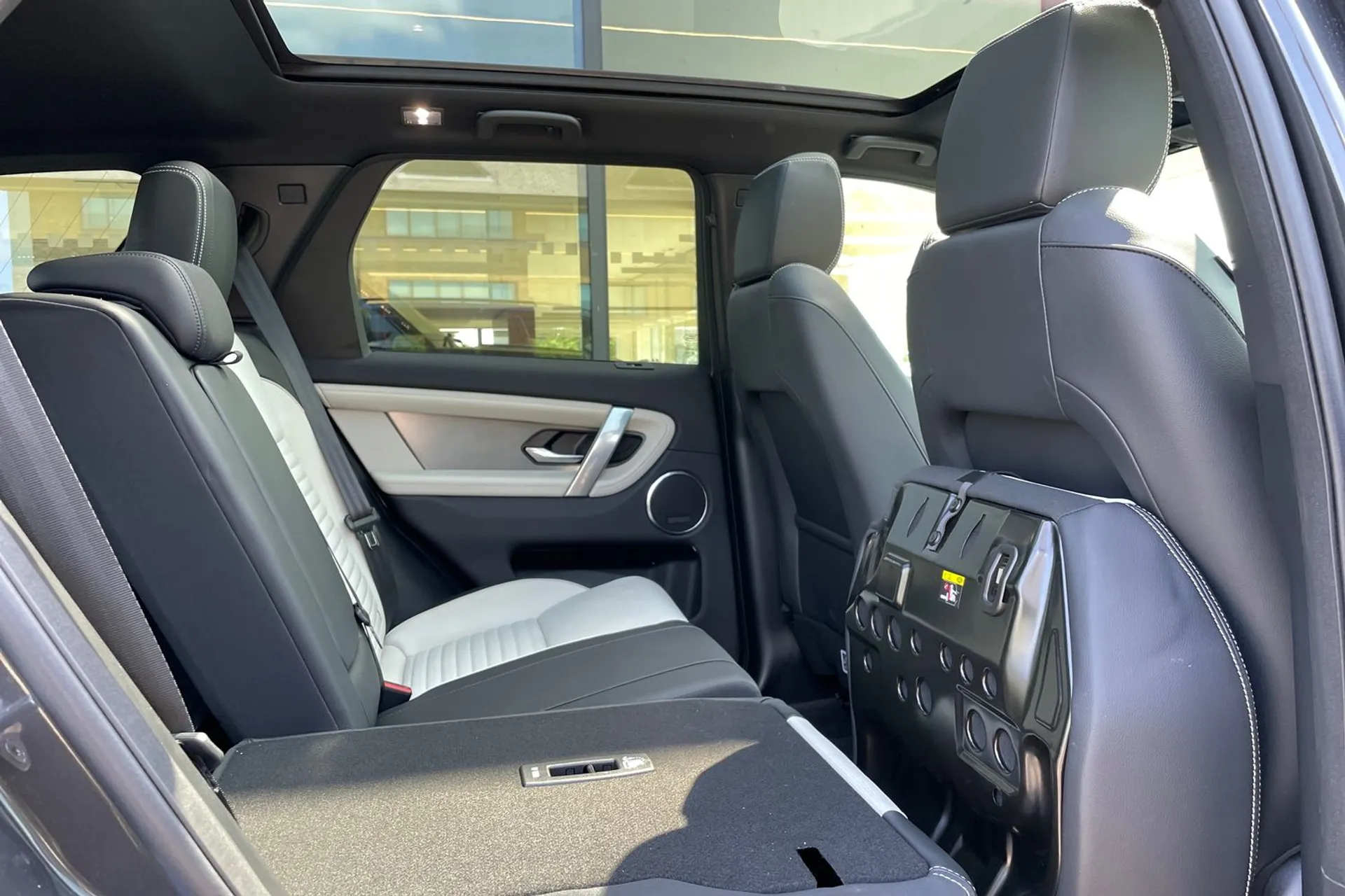 LAND ROVER DISCOVERY SPORT thumbnail image number 34