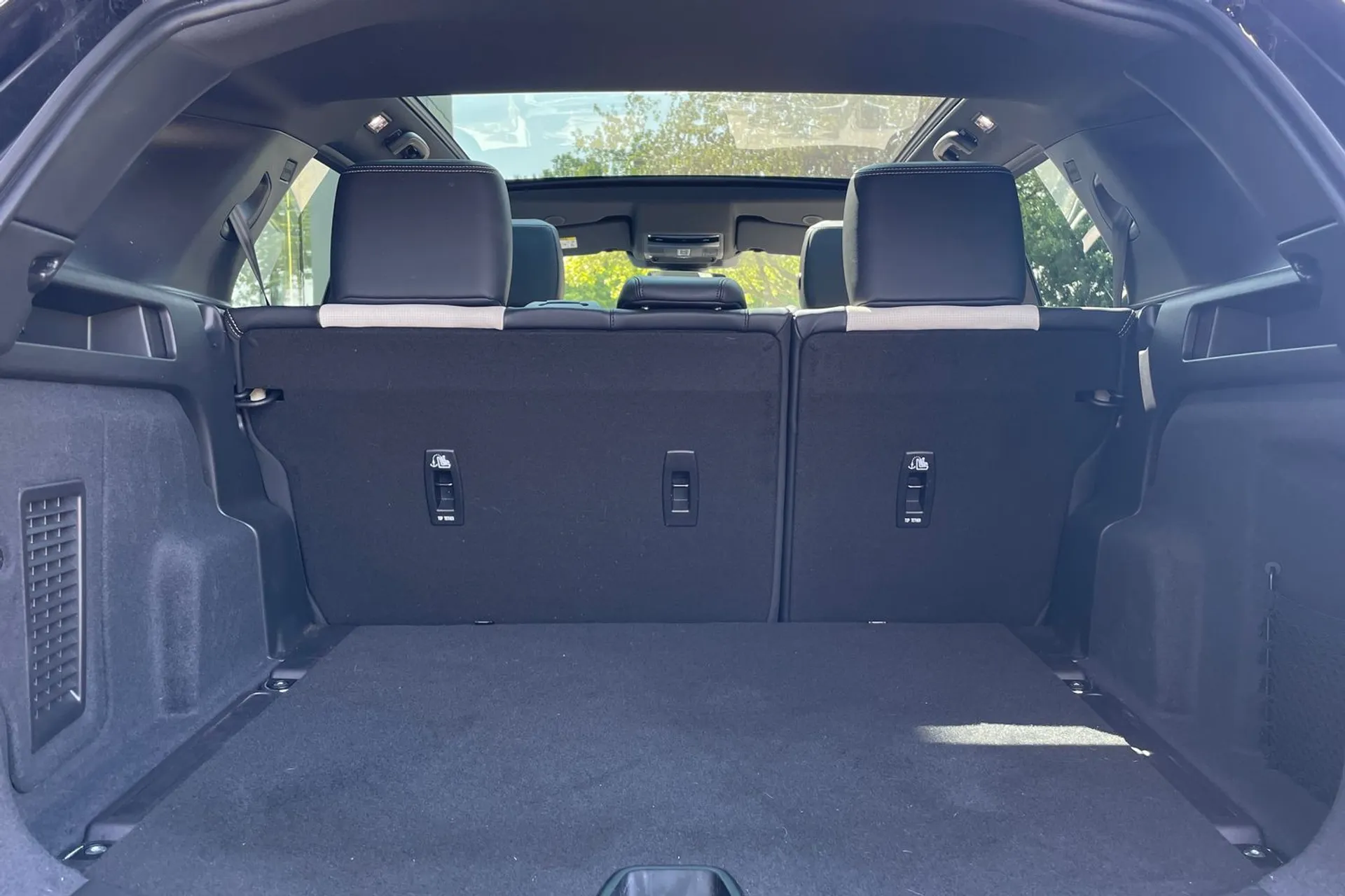 LAND ROVER DISCOVERY SPORT thumbnail image number 29
