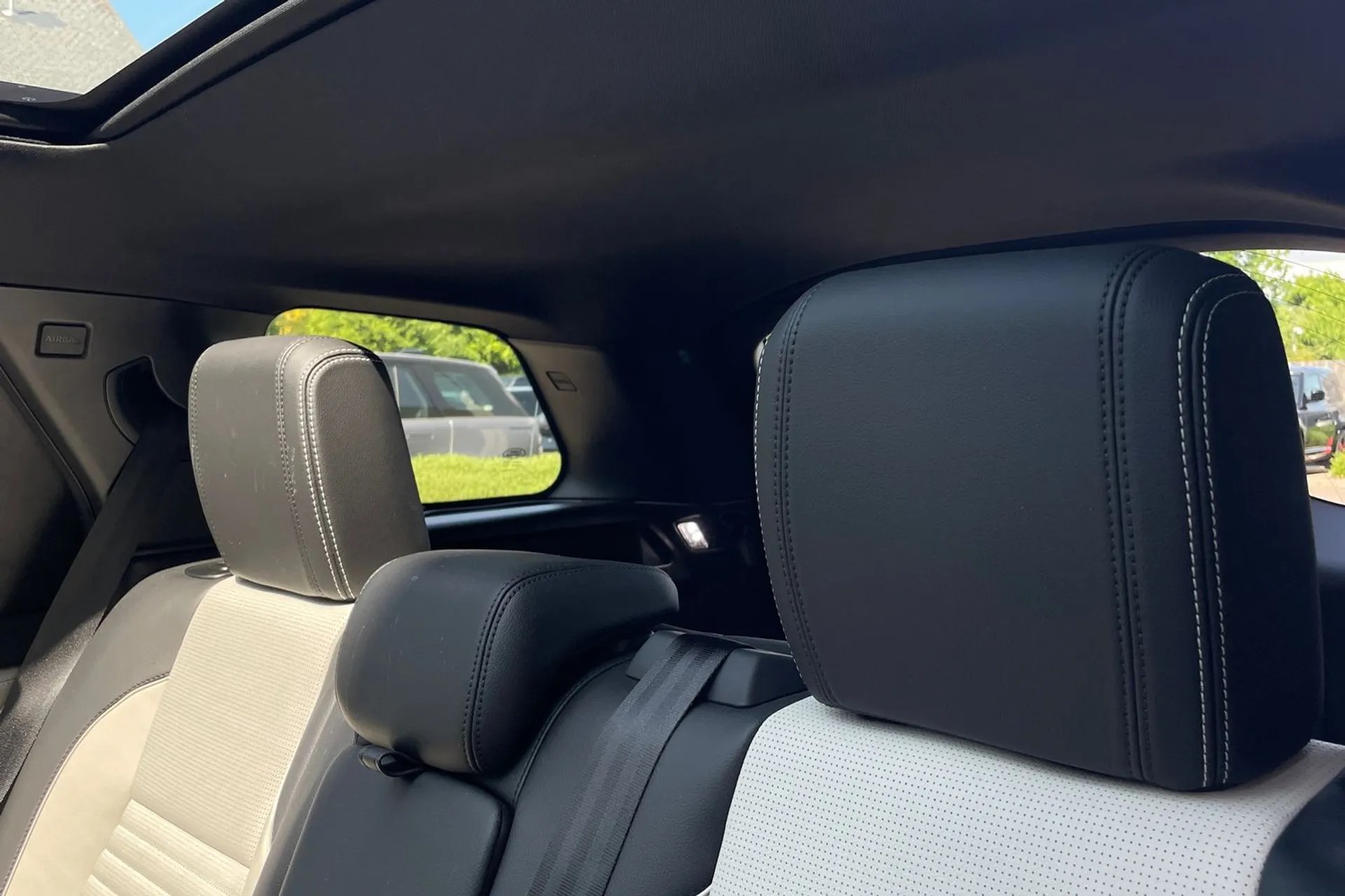 LAND ROVER DISCOVERY SPORT thumbnail image number 24