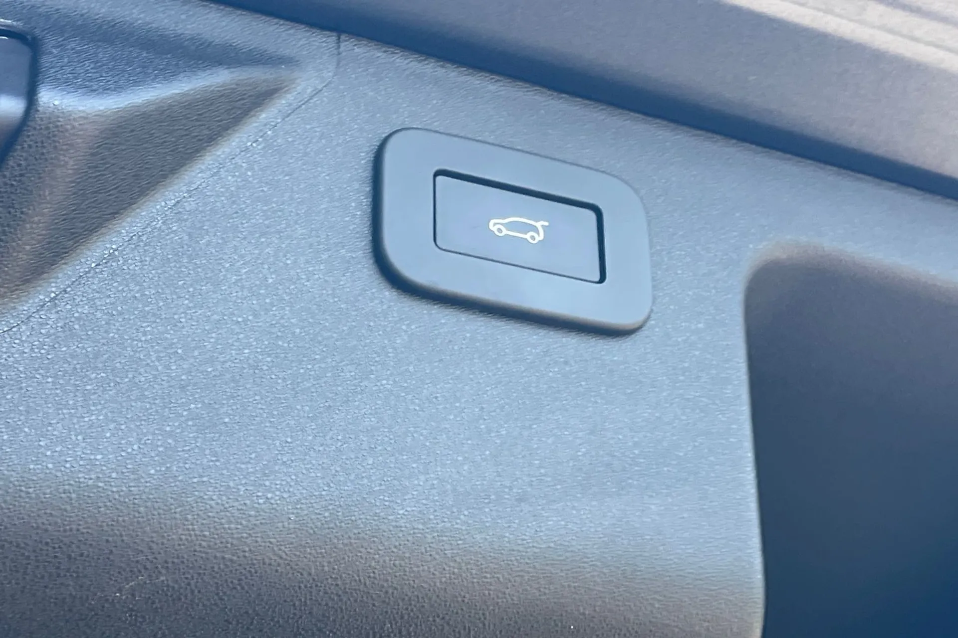 LAND ROVER DISCOVERY SPORT thumbnail image number 31
