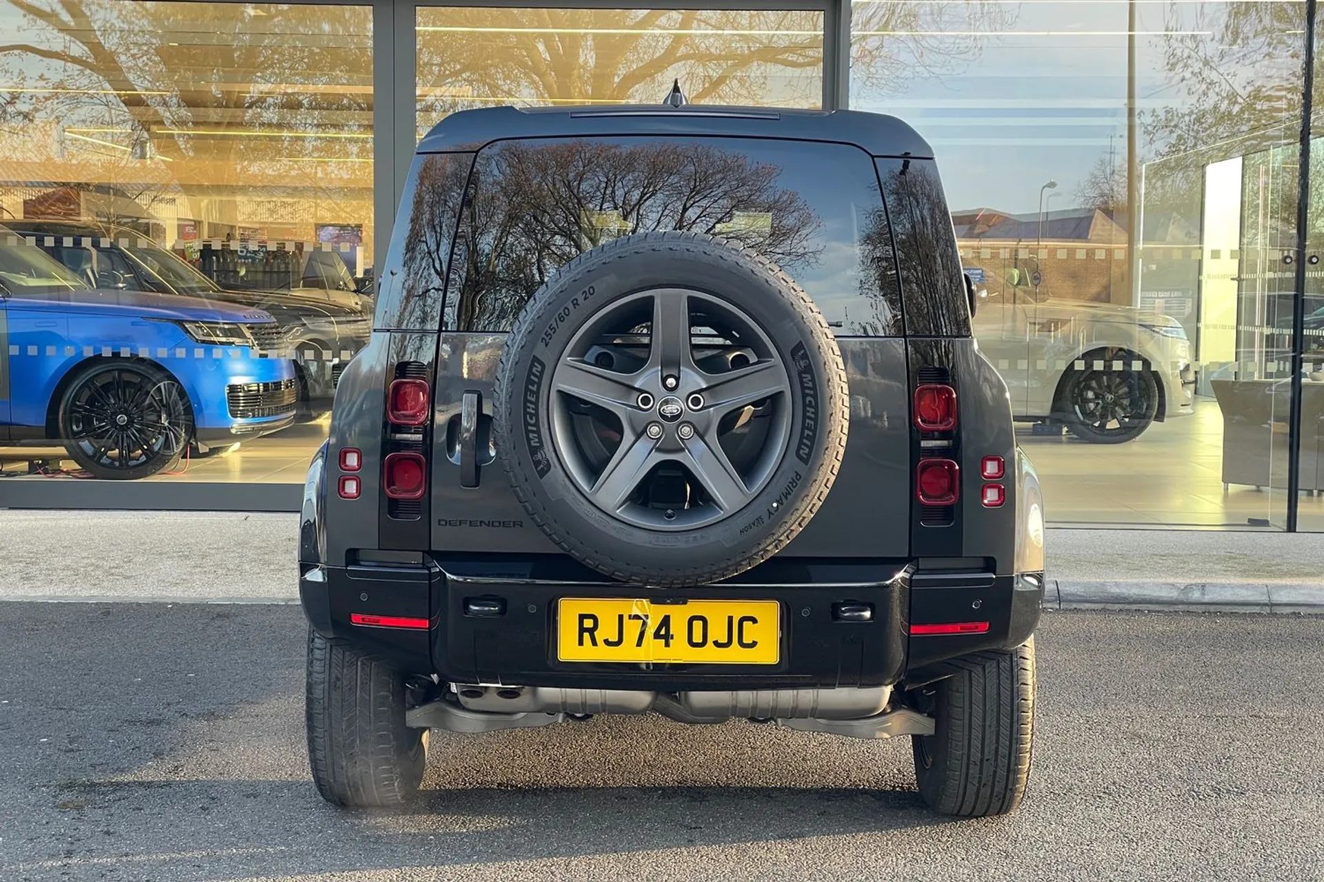 LAND ROVER DEFENDER thumbnail image number 8