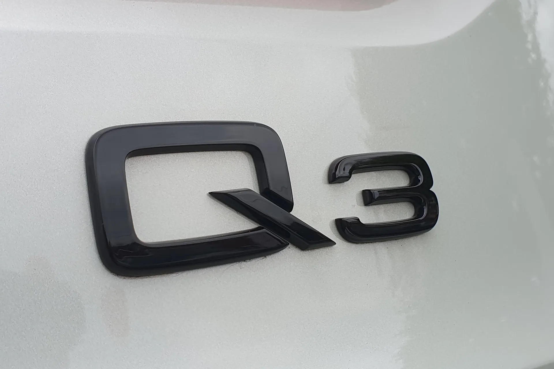 Audi Q3 thumbnail image number 29