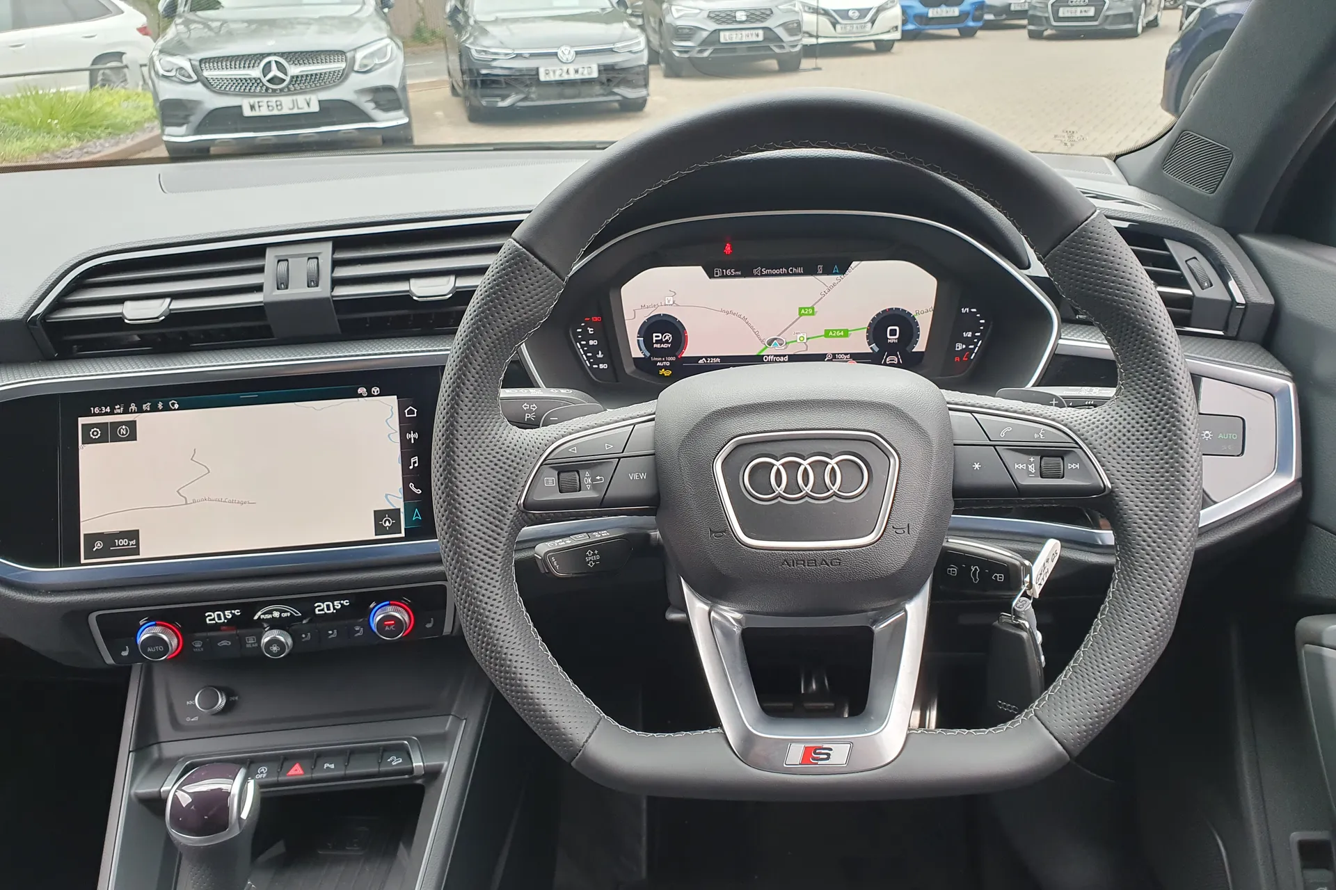 Audi Q3 thumbnail image number 40