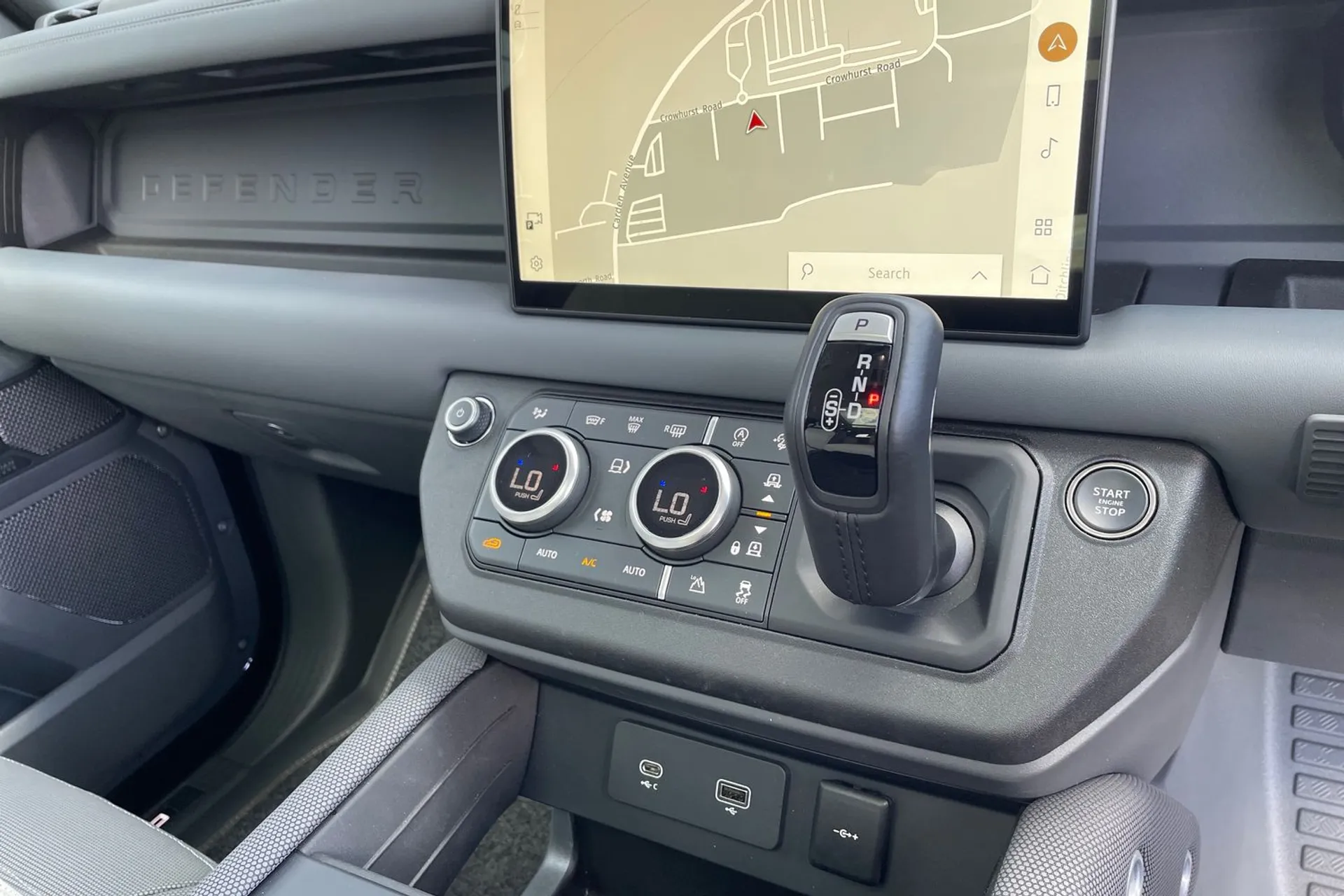 LAND ROVER DEFENDER thumbnail image number 55
