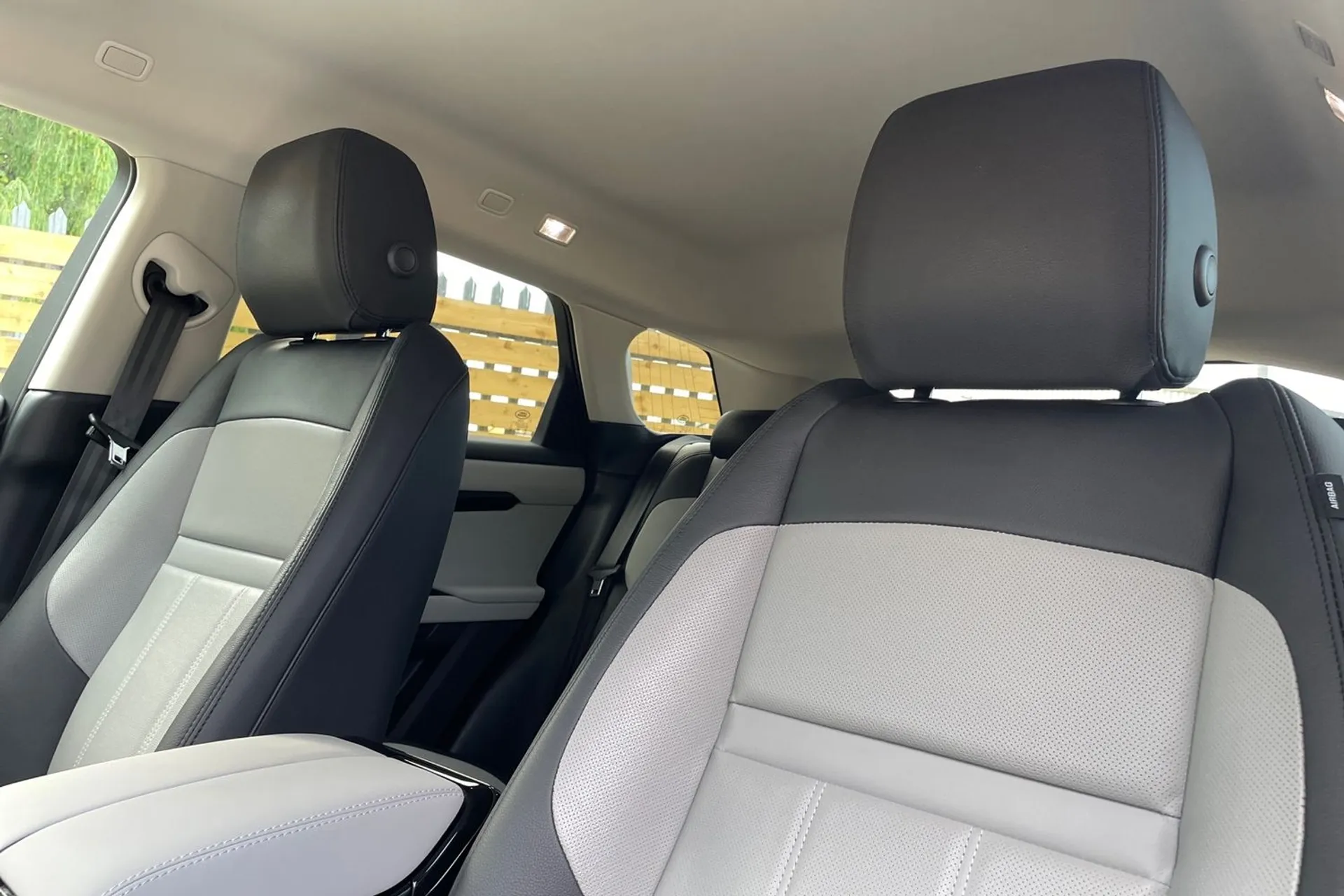 LAND ROVER RANGE ROVER EVOQUE thumbnail image number 31