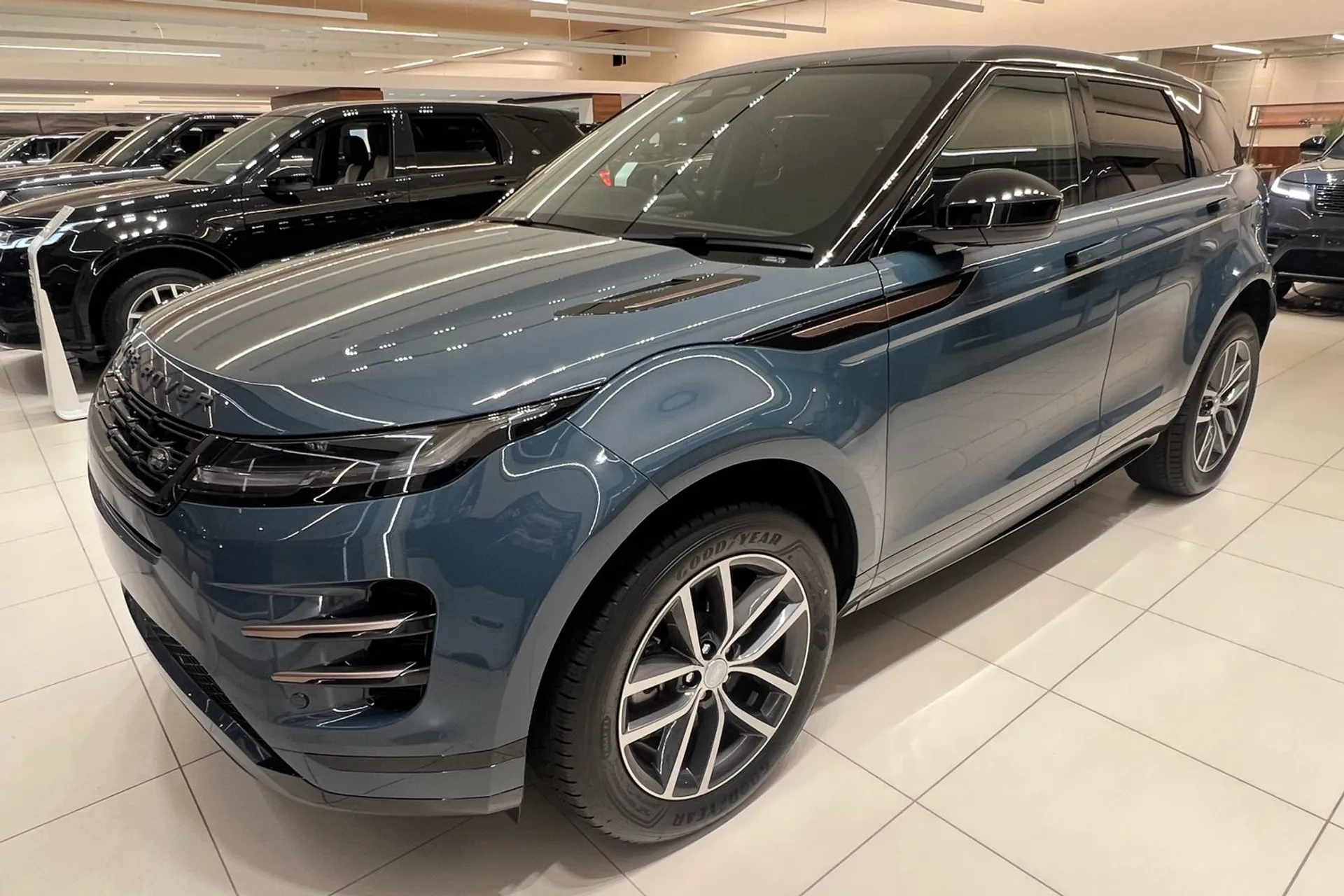 LAND ROVER RANGE ROVER EVOQUE thumbnail image number 14