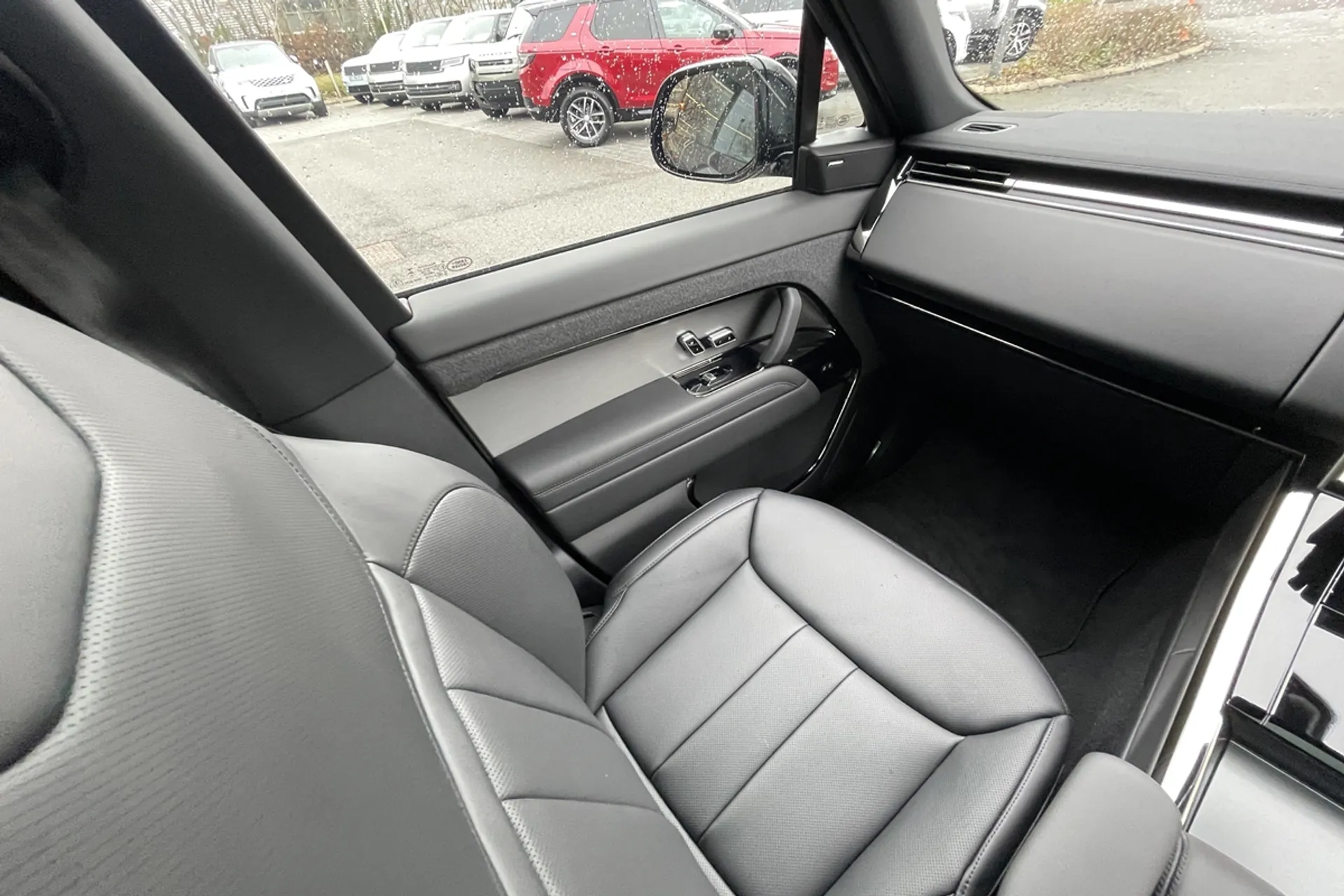 LAND ROVER RANGE ROVER SPORT thumbnail image number 10
