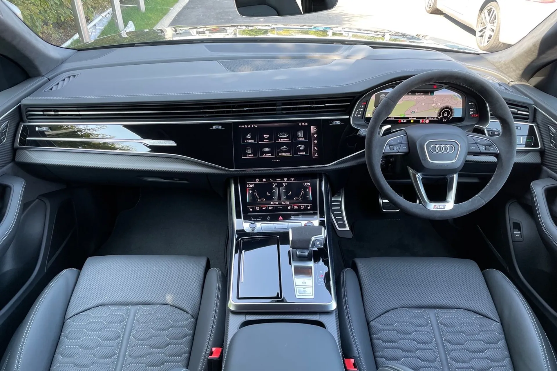 Audi RSQ8 thumbnail image number 3