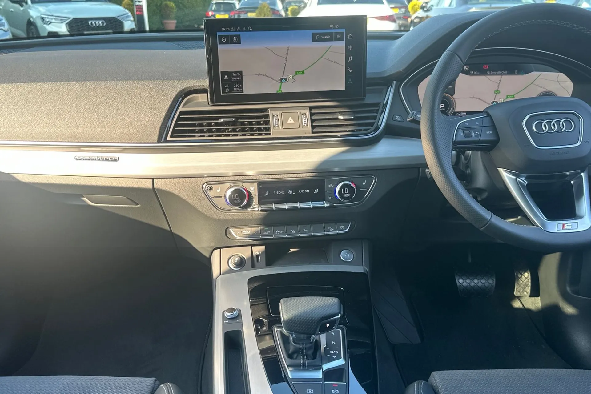 Audi Q5 thumbnail image number 38
