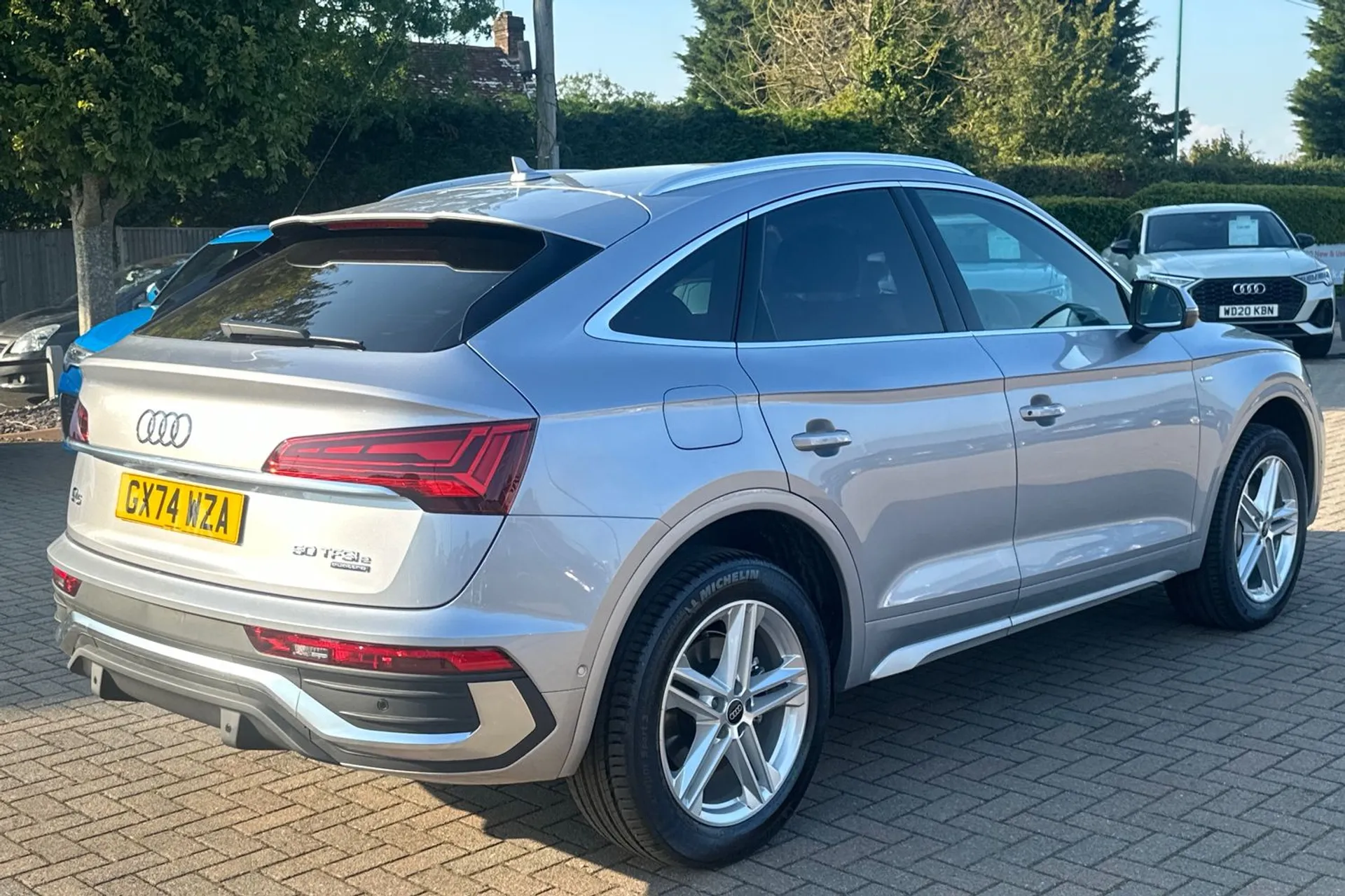 Audi Q5 thumbnail image number 5