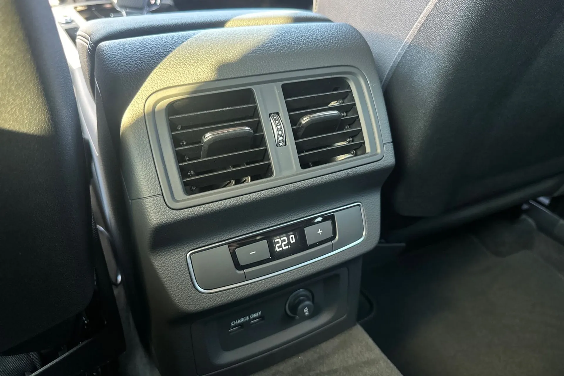 Audi Q5 thumbnail image number 43