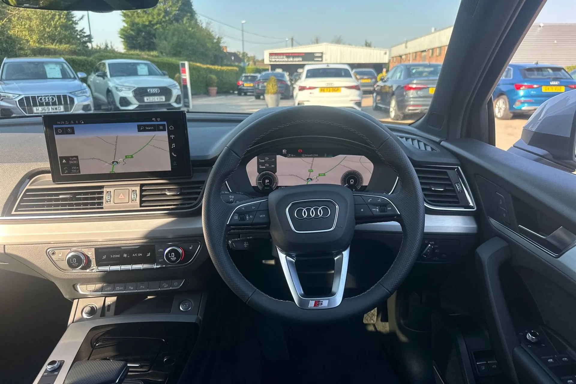 Audi Q5 thumbnail image number 37