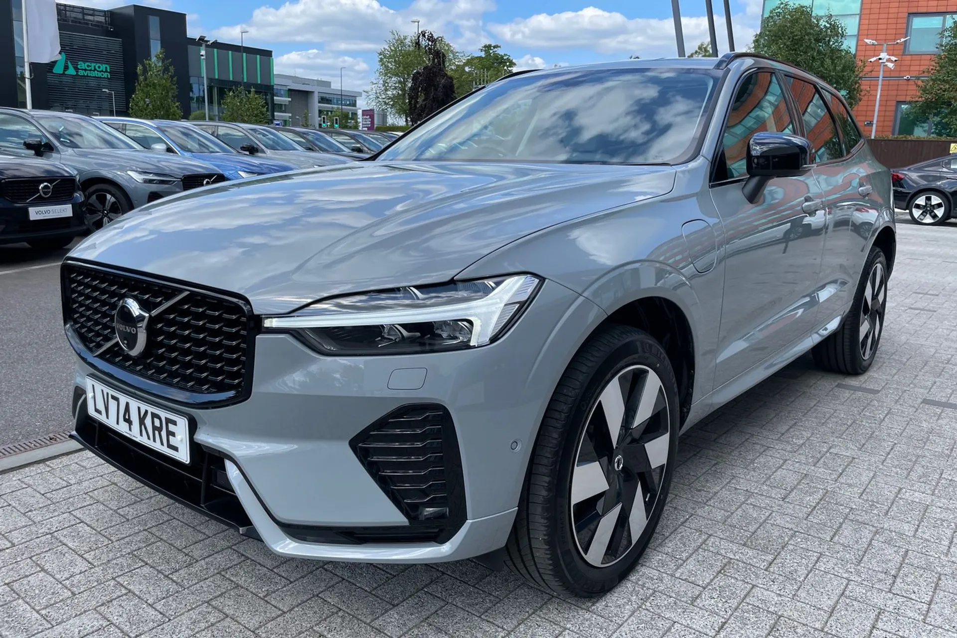 Volvo XC60 thumbnail image number 11