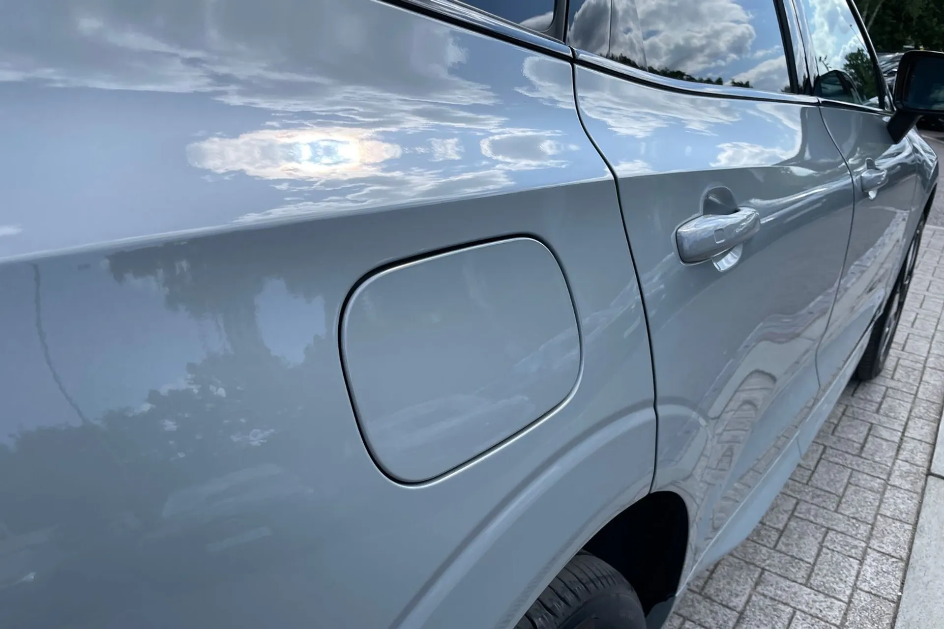 Volvo XC60 thumbnail image number 18