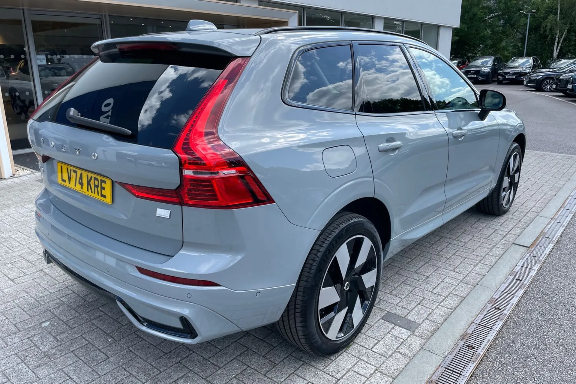 Volvo XC60 thumbnail image number 7