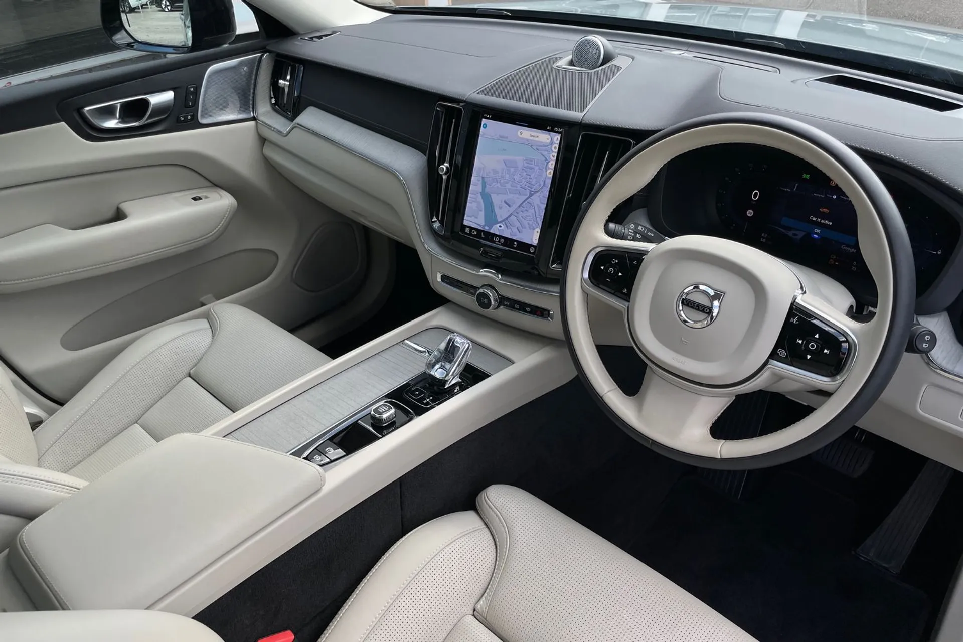 Volvo XC60 thumbnail image number 5