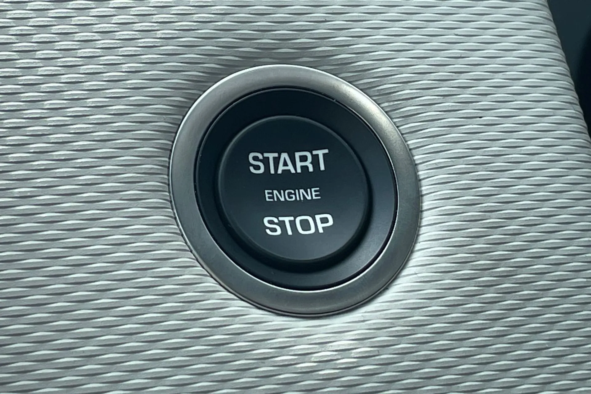 LAND ROVER DISCOVERY SPORT thumbnail image number 29