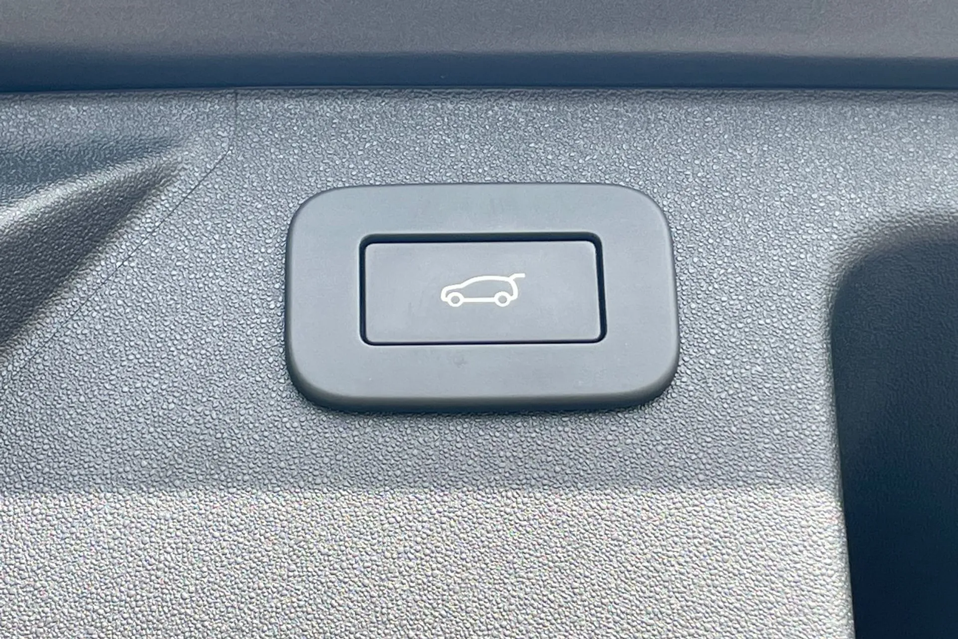 LAND ROVER DISCOVERY SPORT thumbnail image number 31