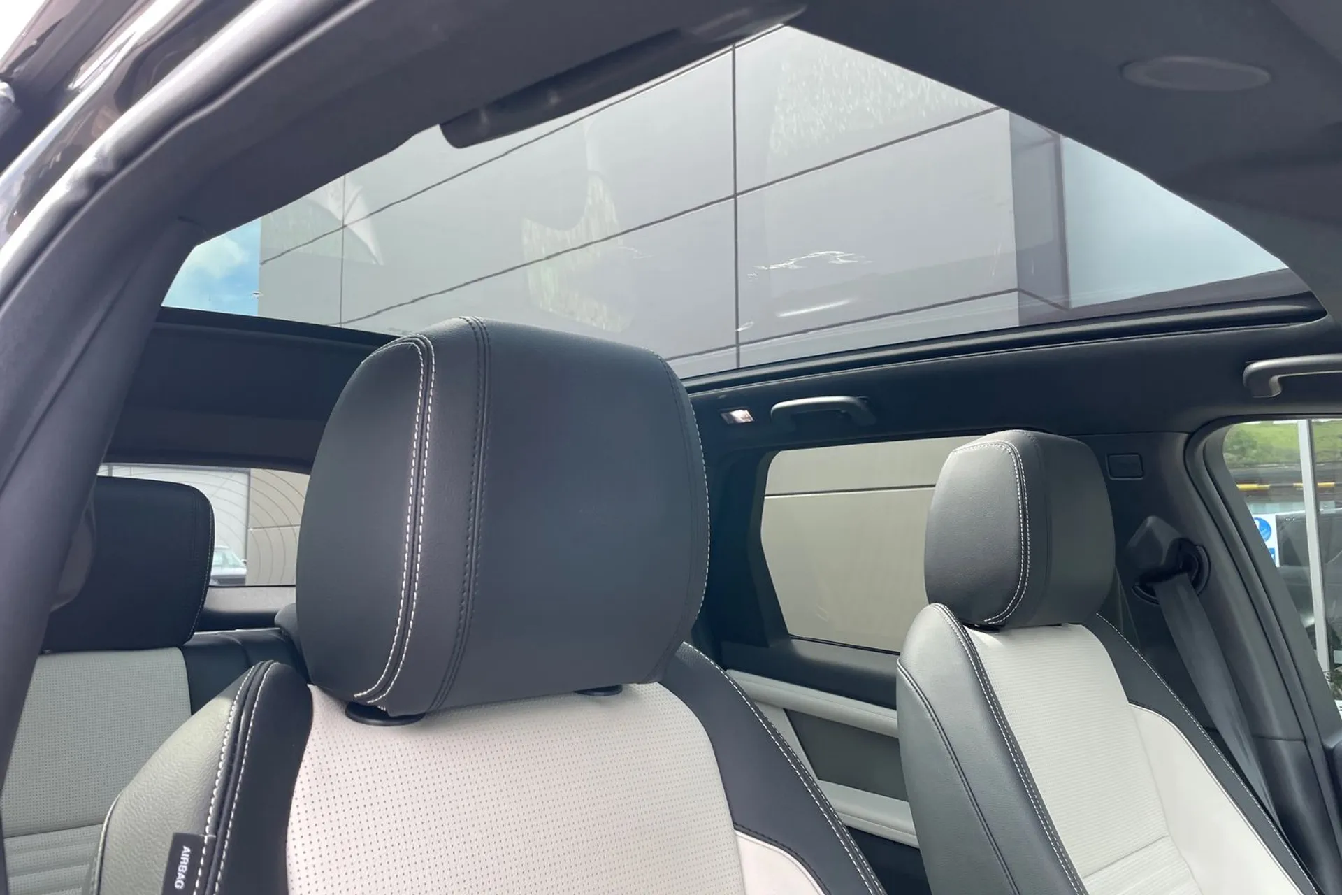 LAND ROVER DISCOVERY SPORT thumbnail image number 13