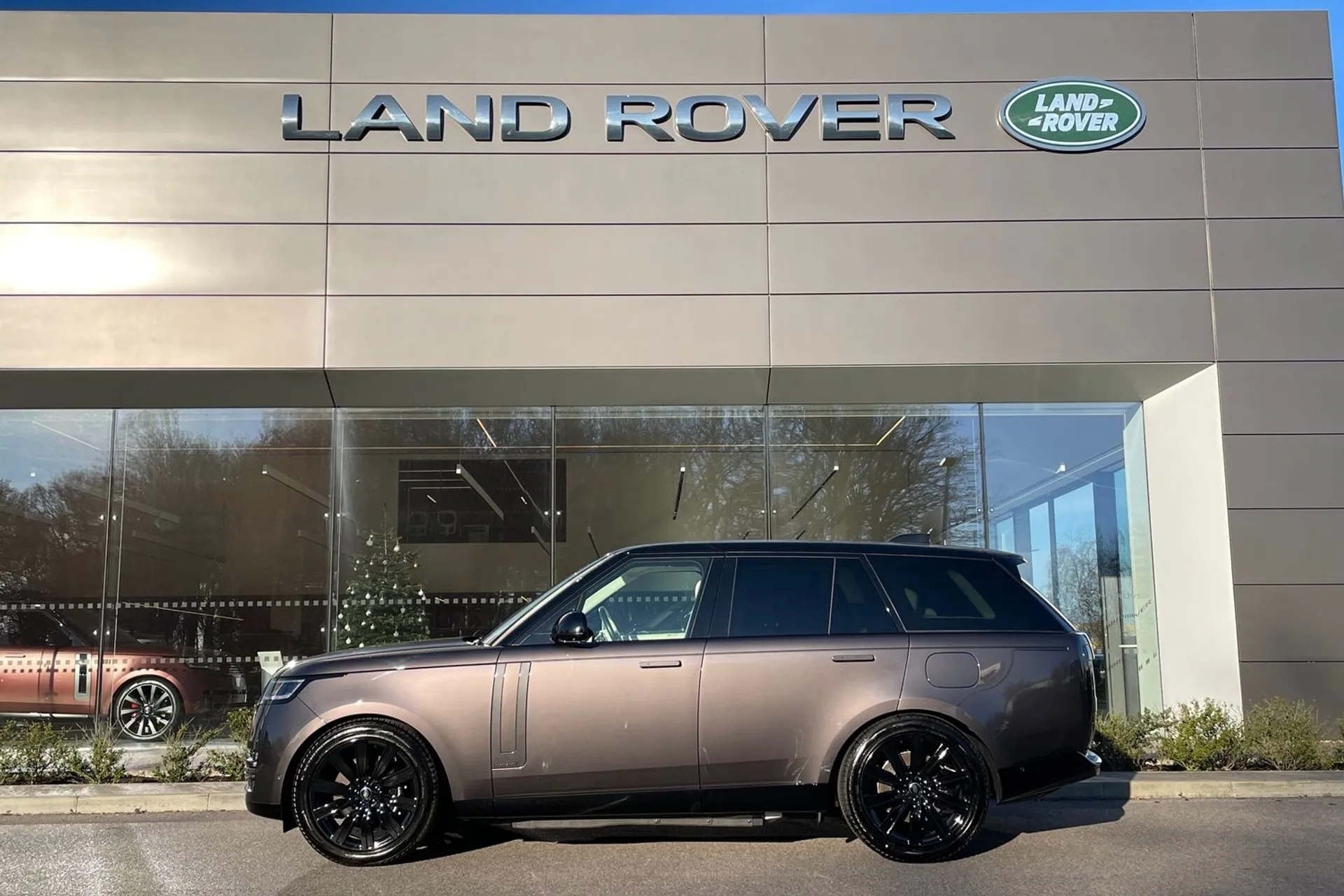 LAND ROVER RANGE ROVER thumbnail image number 7