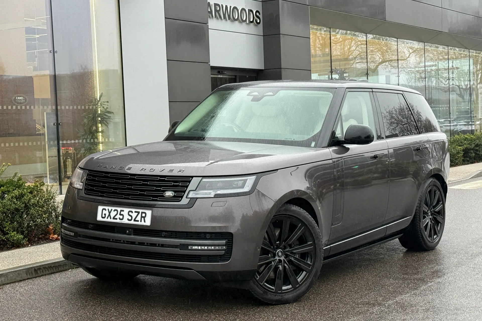 LAND ROVER RANGE ROVER thumbnail image number 16