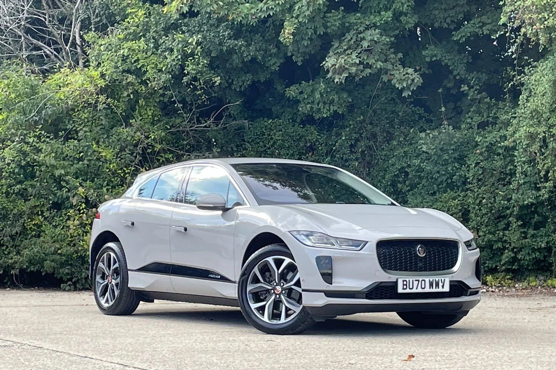 Jaguar I-PACE focused image