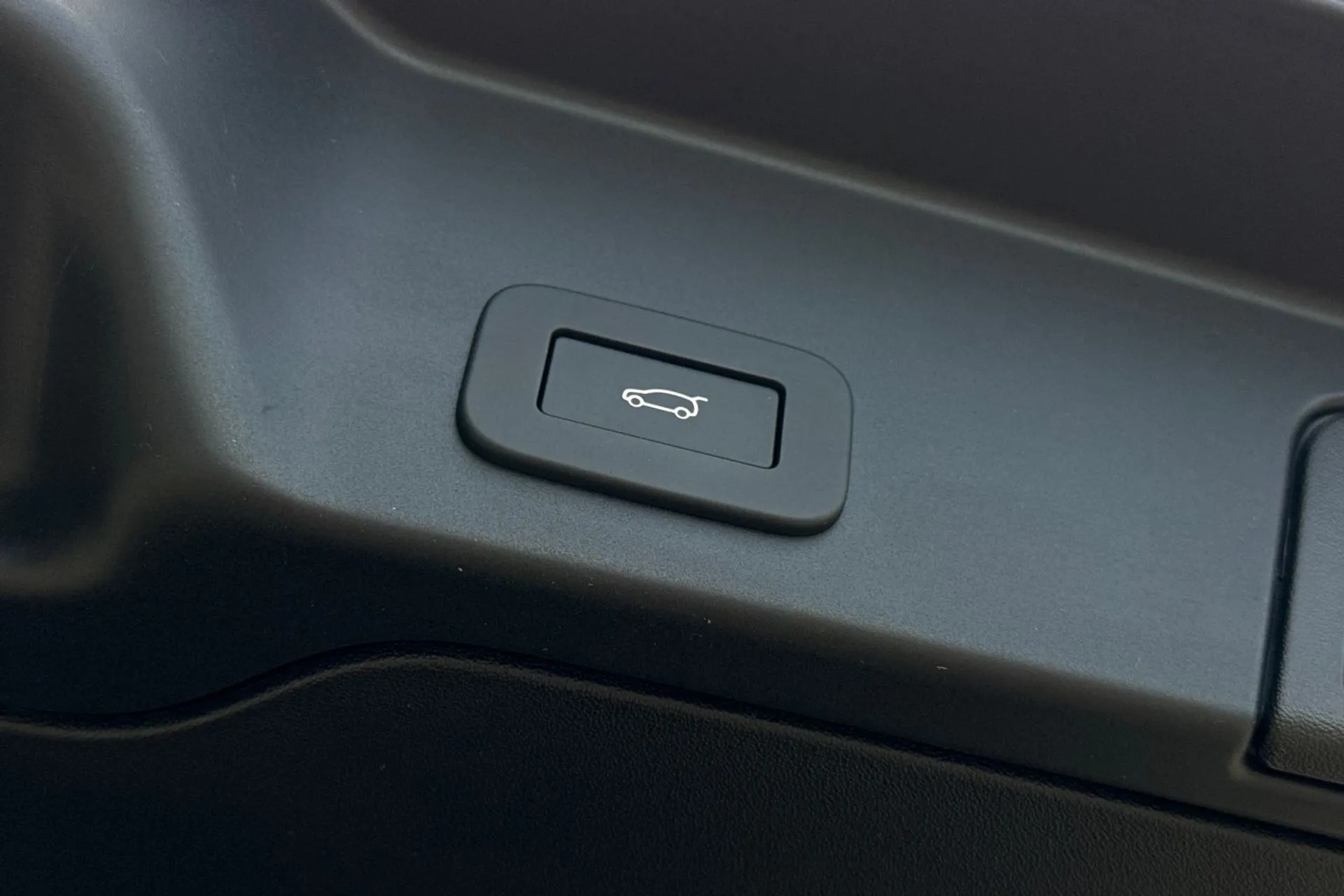LAND ROVER RANGE ROVER EVOQUE thumbnail image number 29