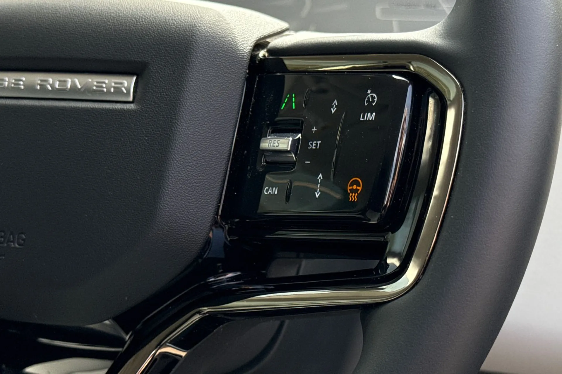 LAND ROVER RANGE ROVER EVOQUE thumbnail image number 46