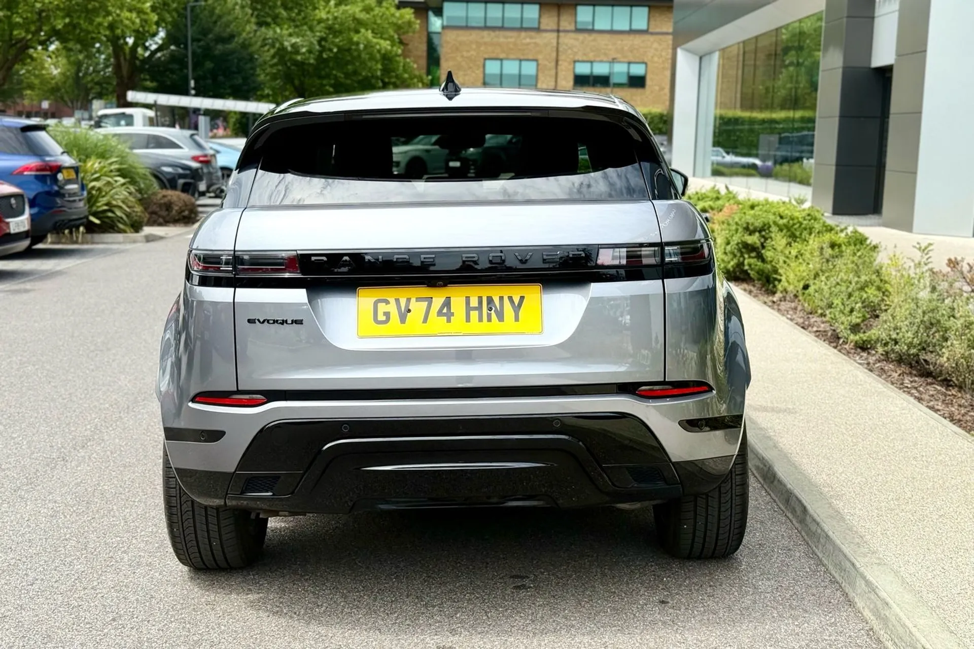 LAND ROVER RANGE ROVER EVOQUE thumbnail image number 13