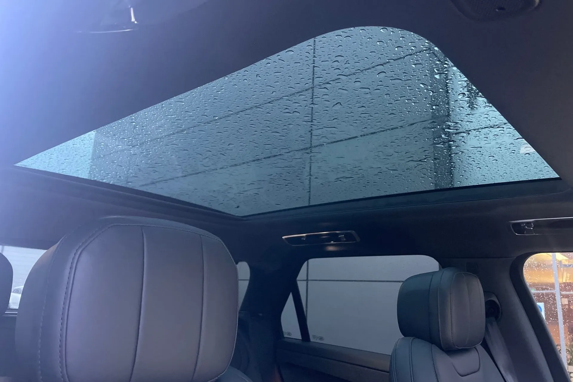 LAND ROVER RANGE ROVER SPORT thumbnail image number 12