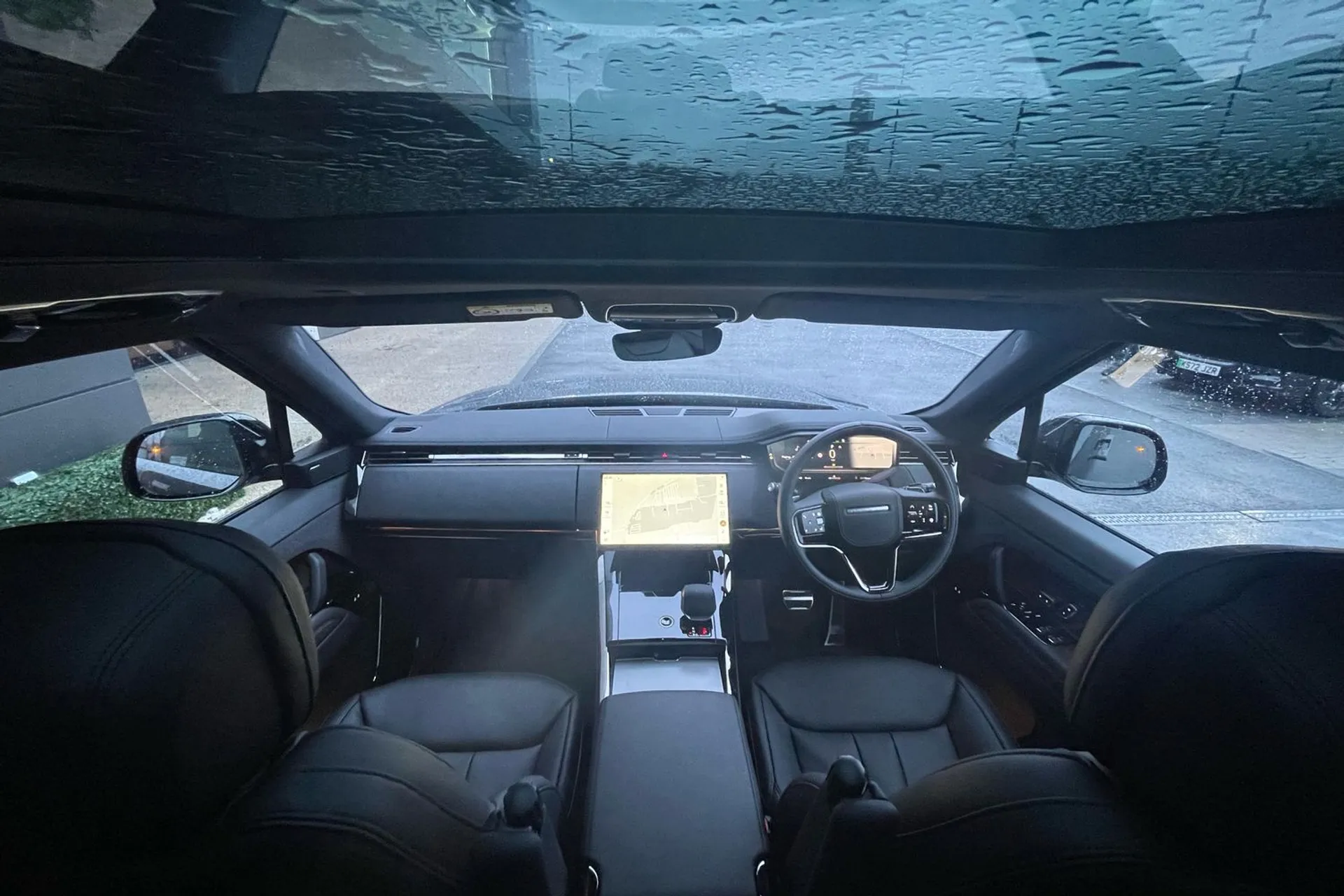 LAND ROVER RANGE ROVER SPORT thumbnail image number 4