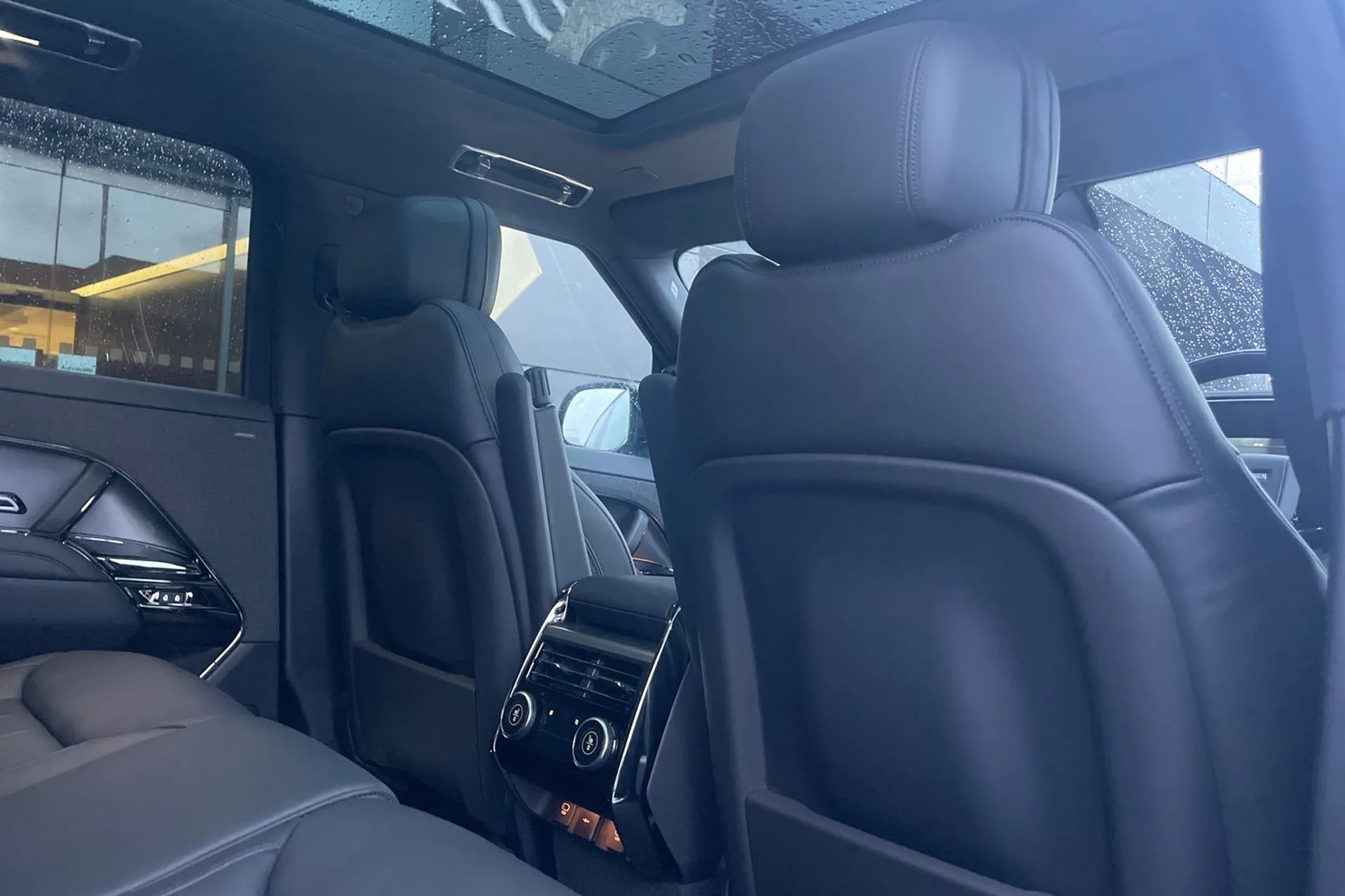 LAND ROVER RANGE ROVER SPORT thumbnail image number 31