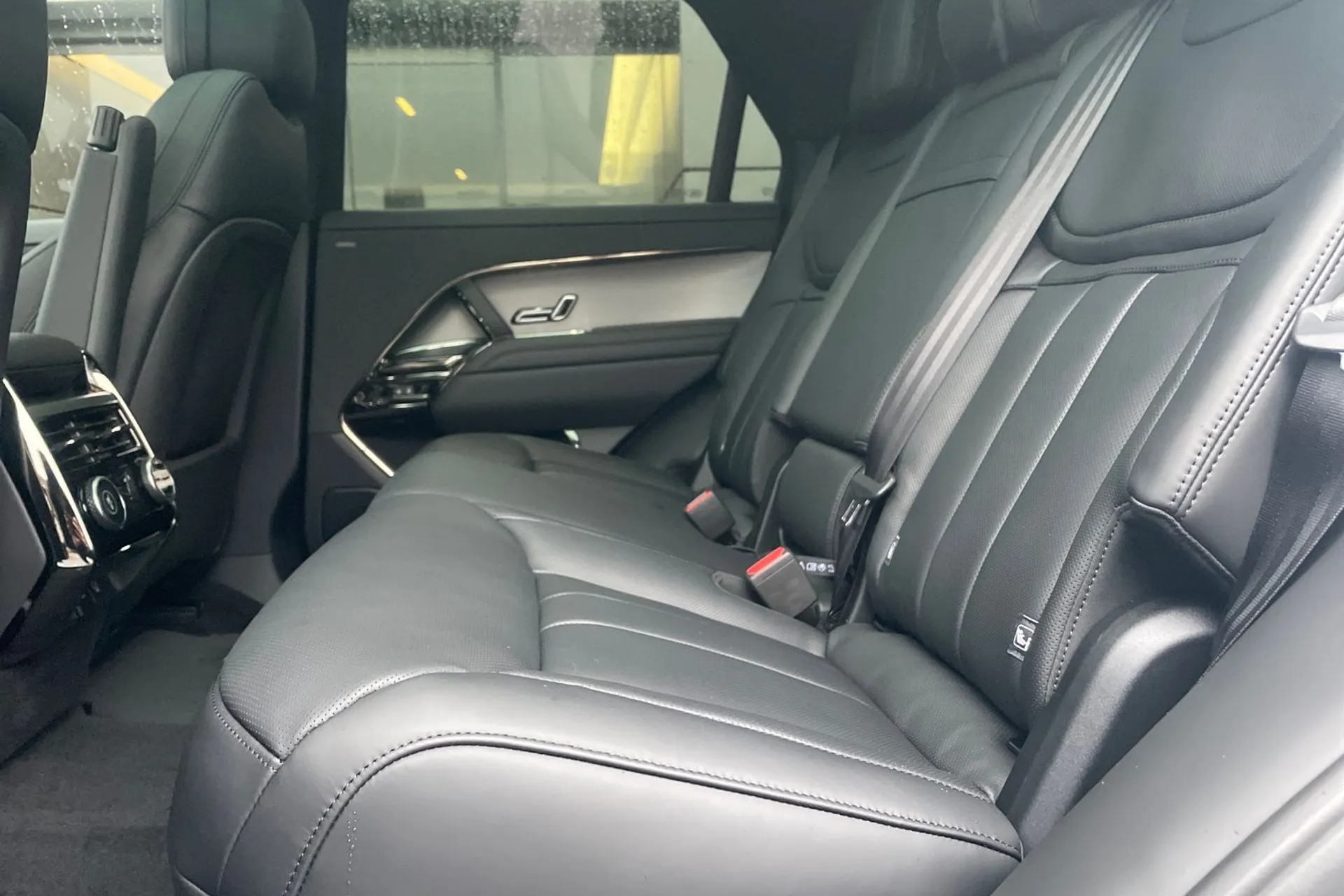 LAND ROVER RANGE ROVER SPORT thumbnail image number 35