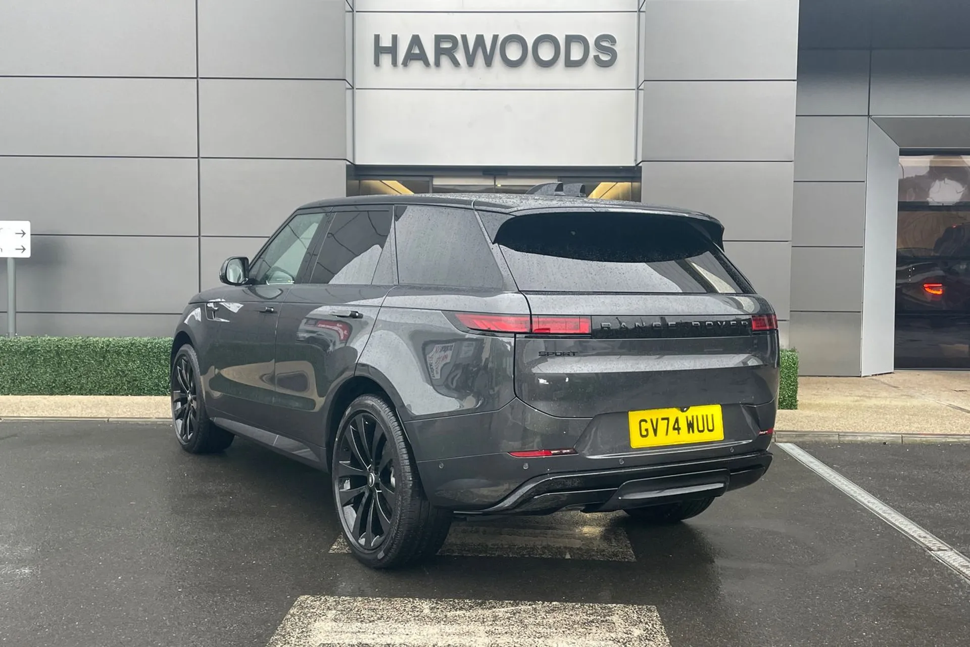 LAND ROVER RANGE ROVER SPORT thumbnail image number 10