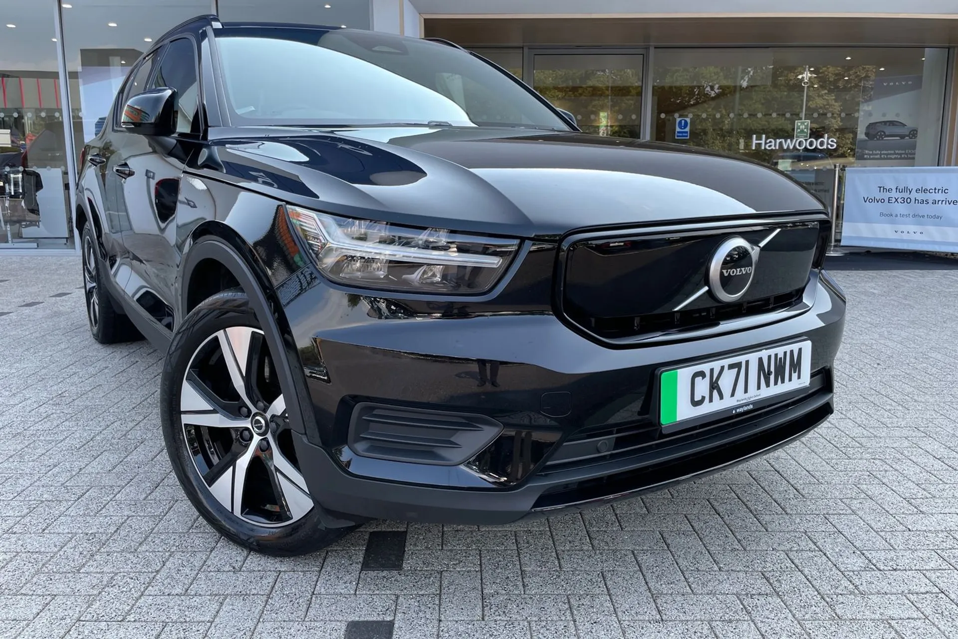 Volvo XC40 thumbnail image number 6