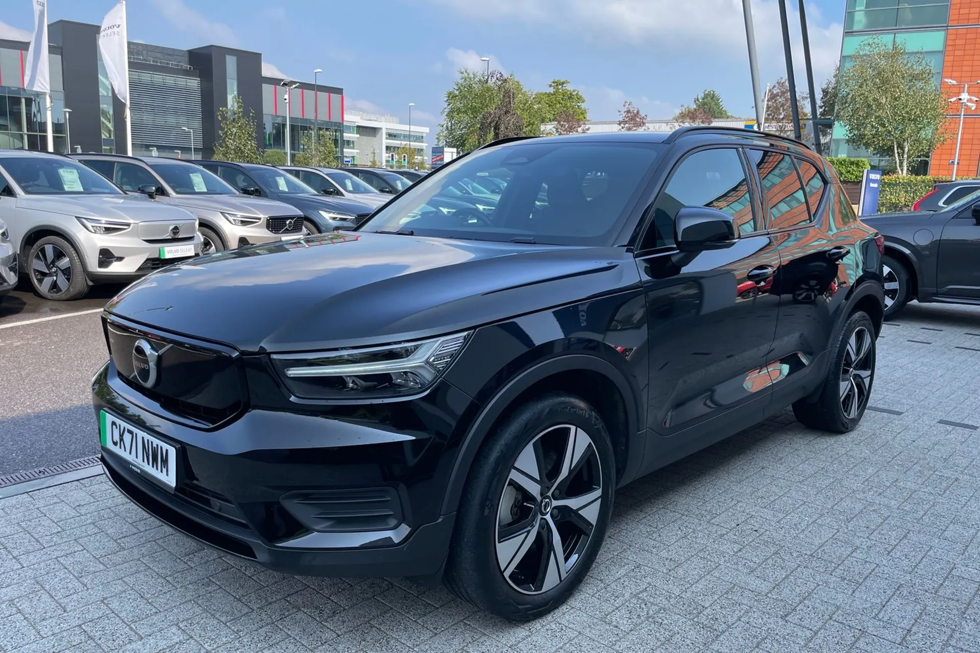 Volvo XC40 thumbnail image number 11