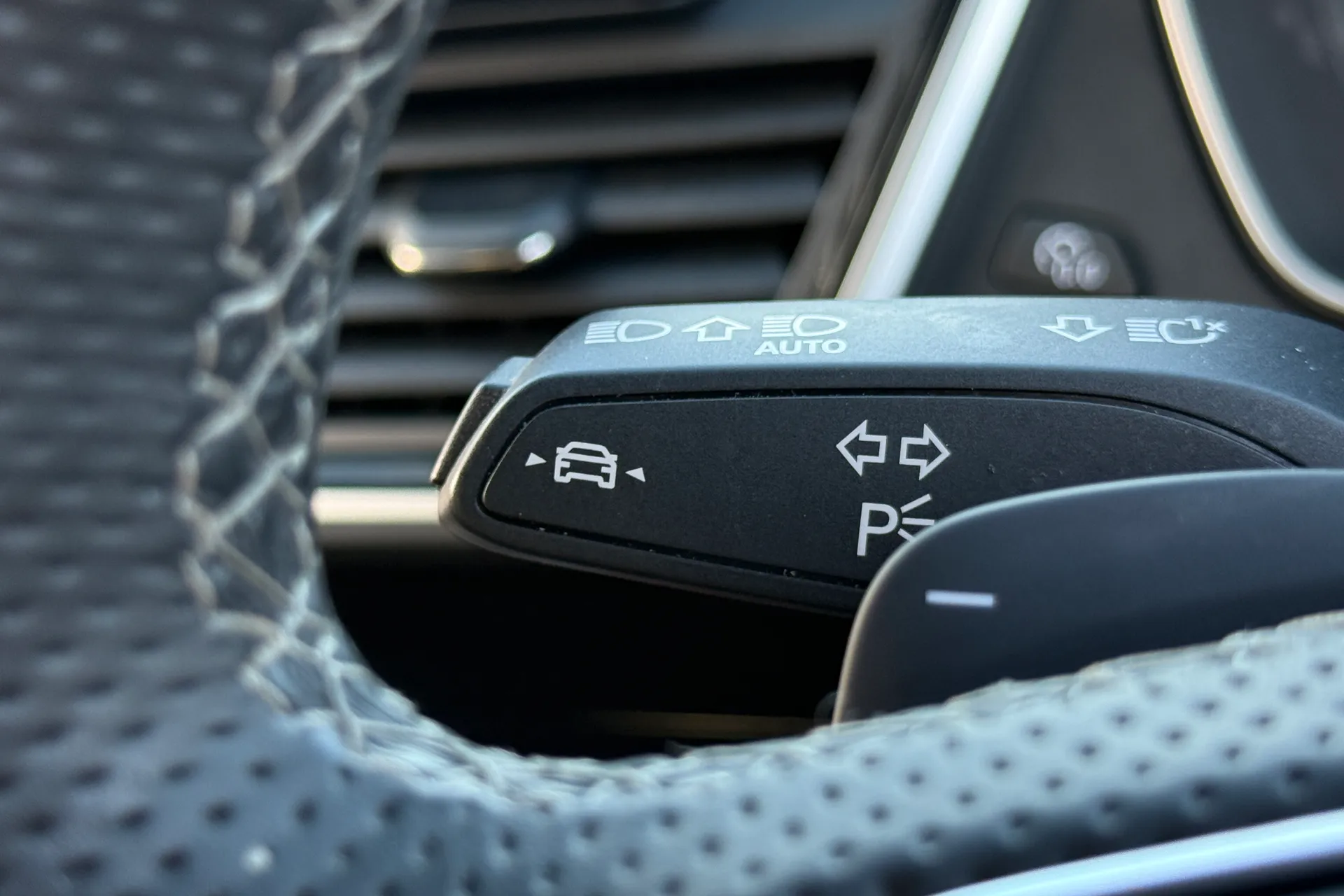 Audi Q5 thumbnail image number 20