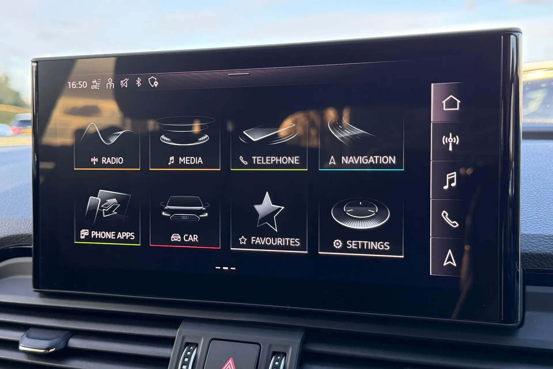 Audi Q5 thumbnail image number 14