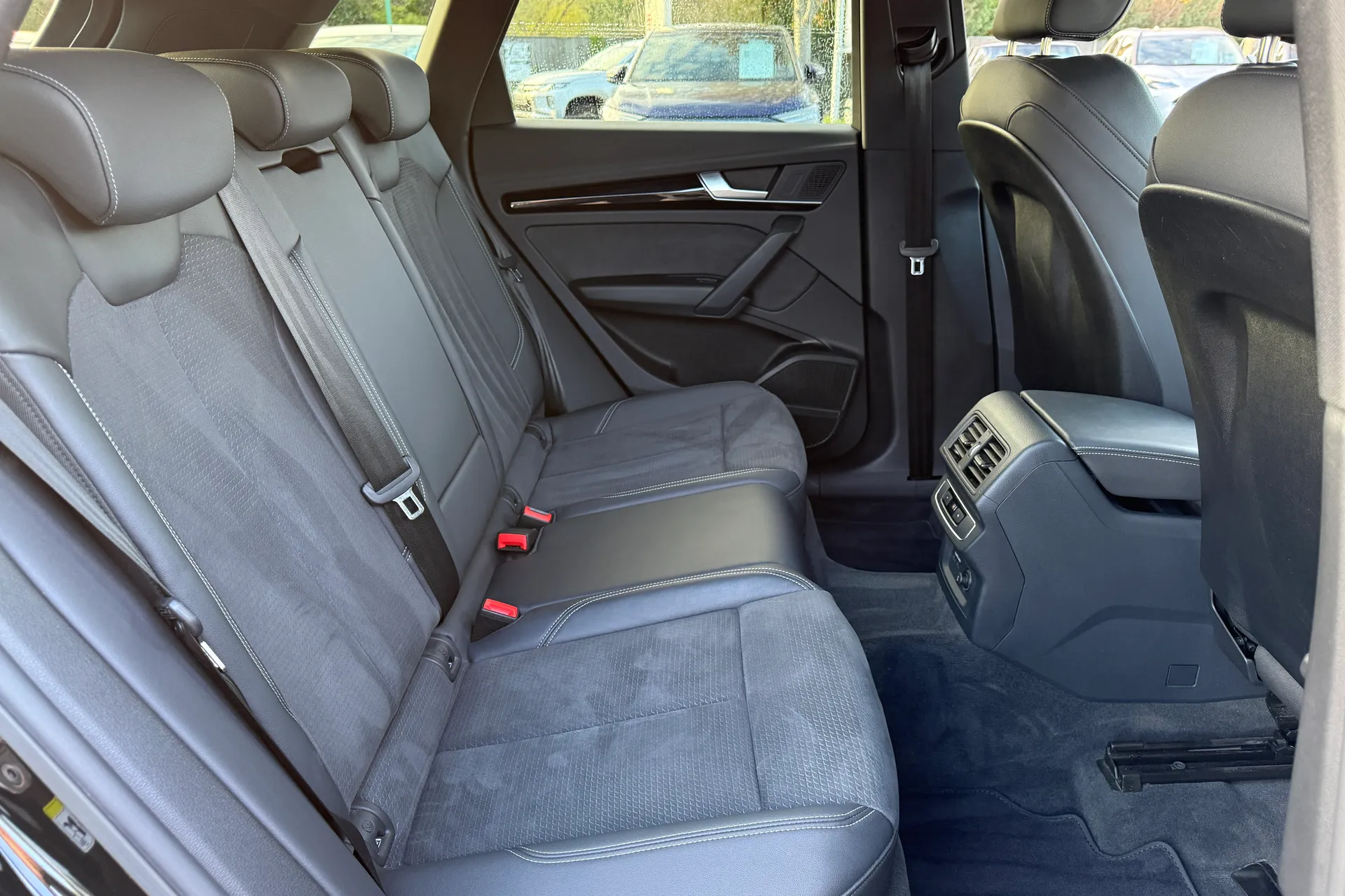 Audi Q5 thumbnail image number 47