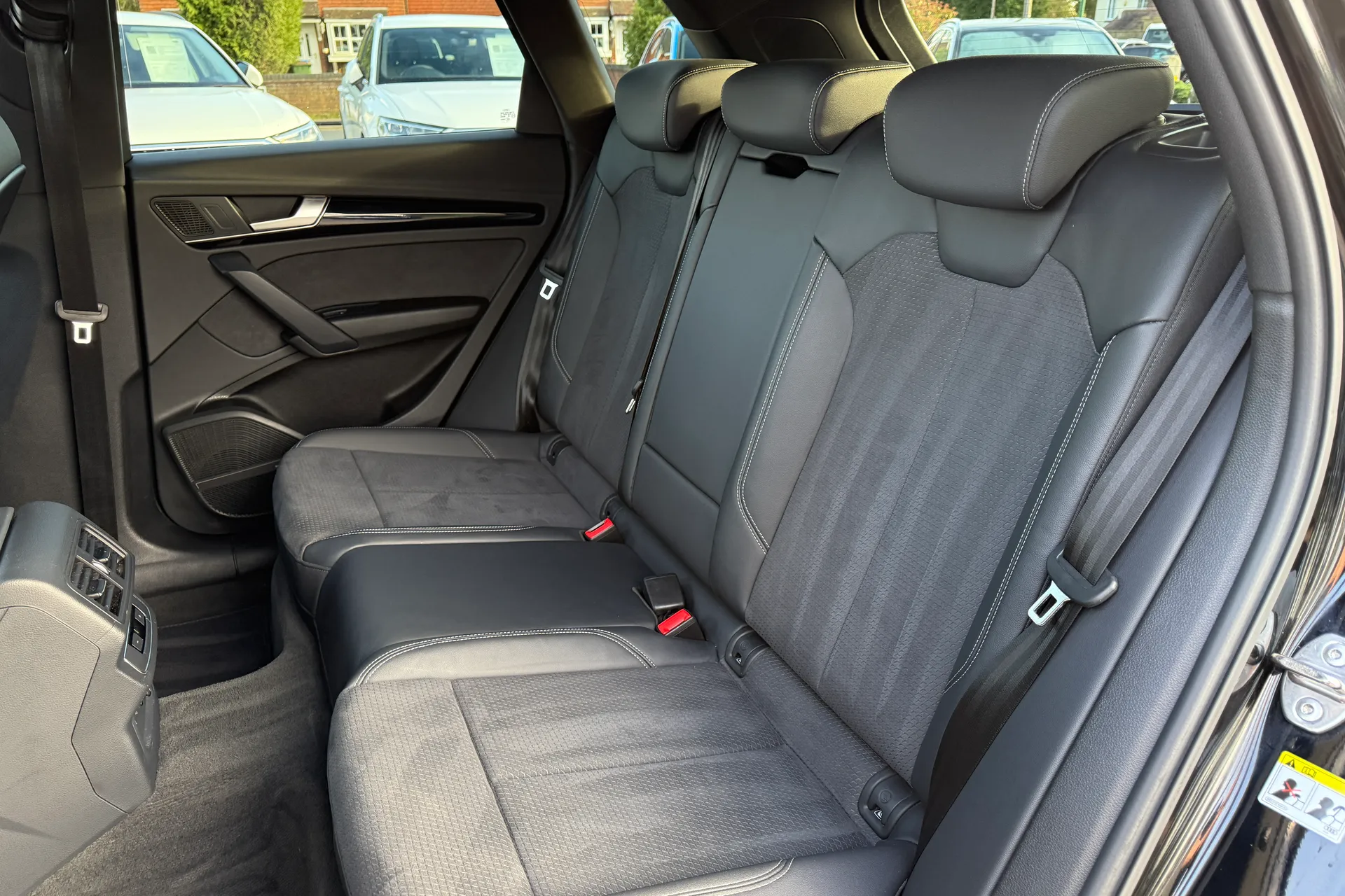 Audi Q5 thumbnail image number 45